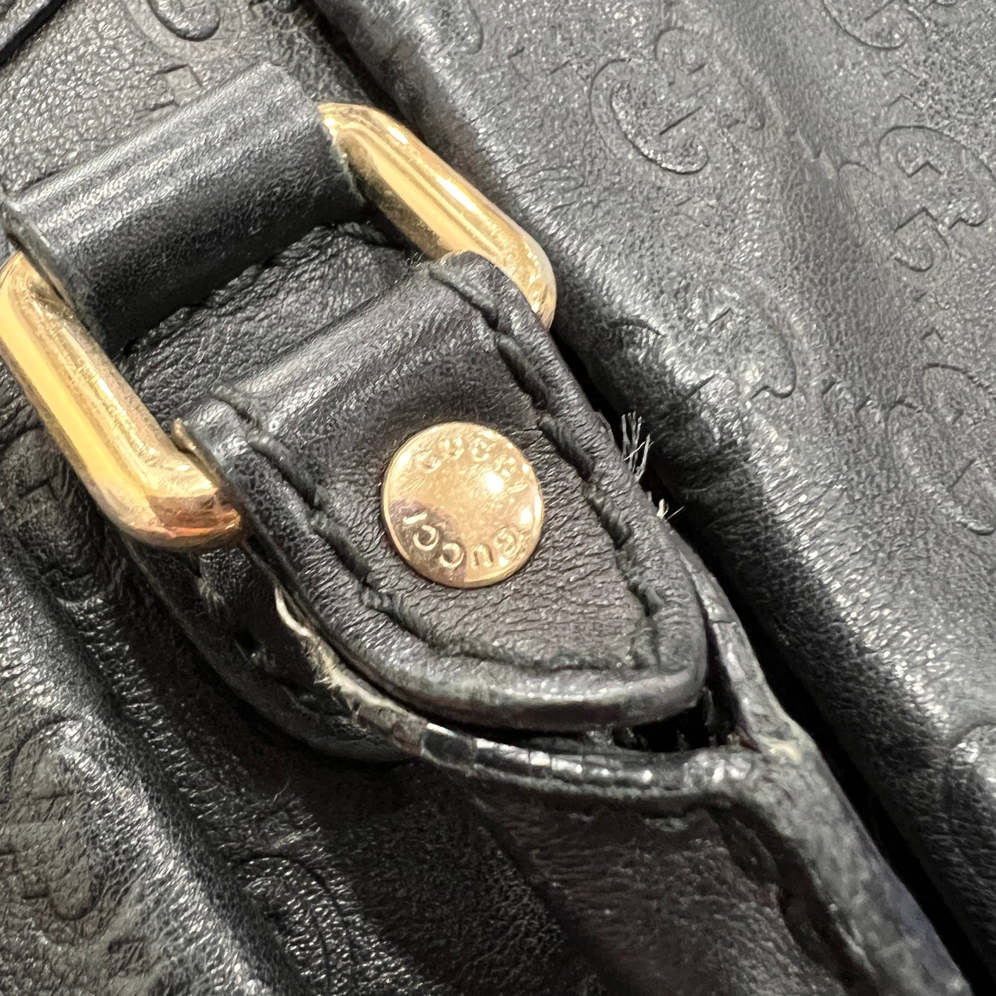 GUCCI Sukey Handbag in Timeless Black Guccissima (GG embossed) Leather