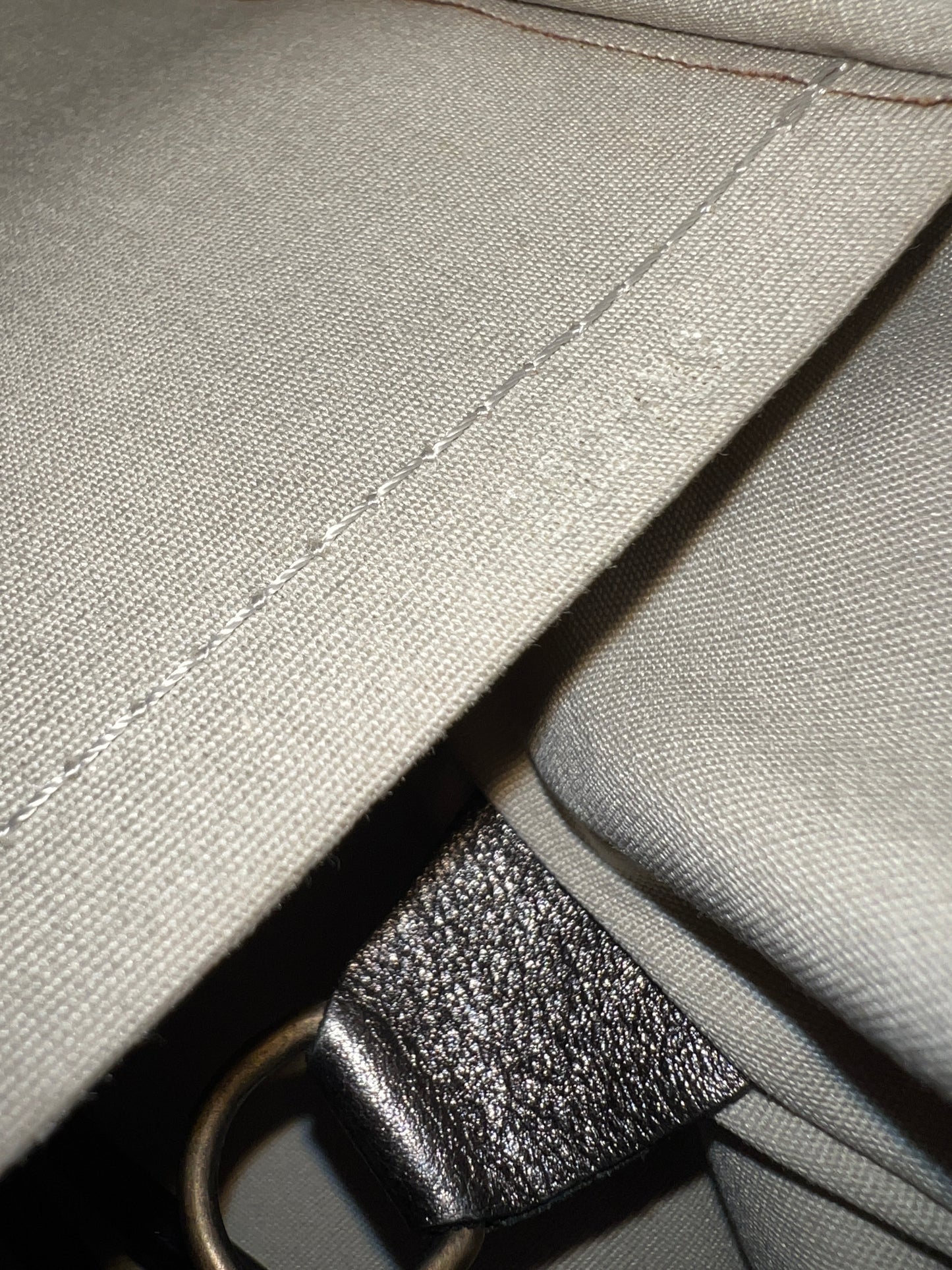 Louis Vuitton Mini Lin Besace Anjou