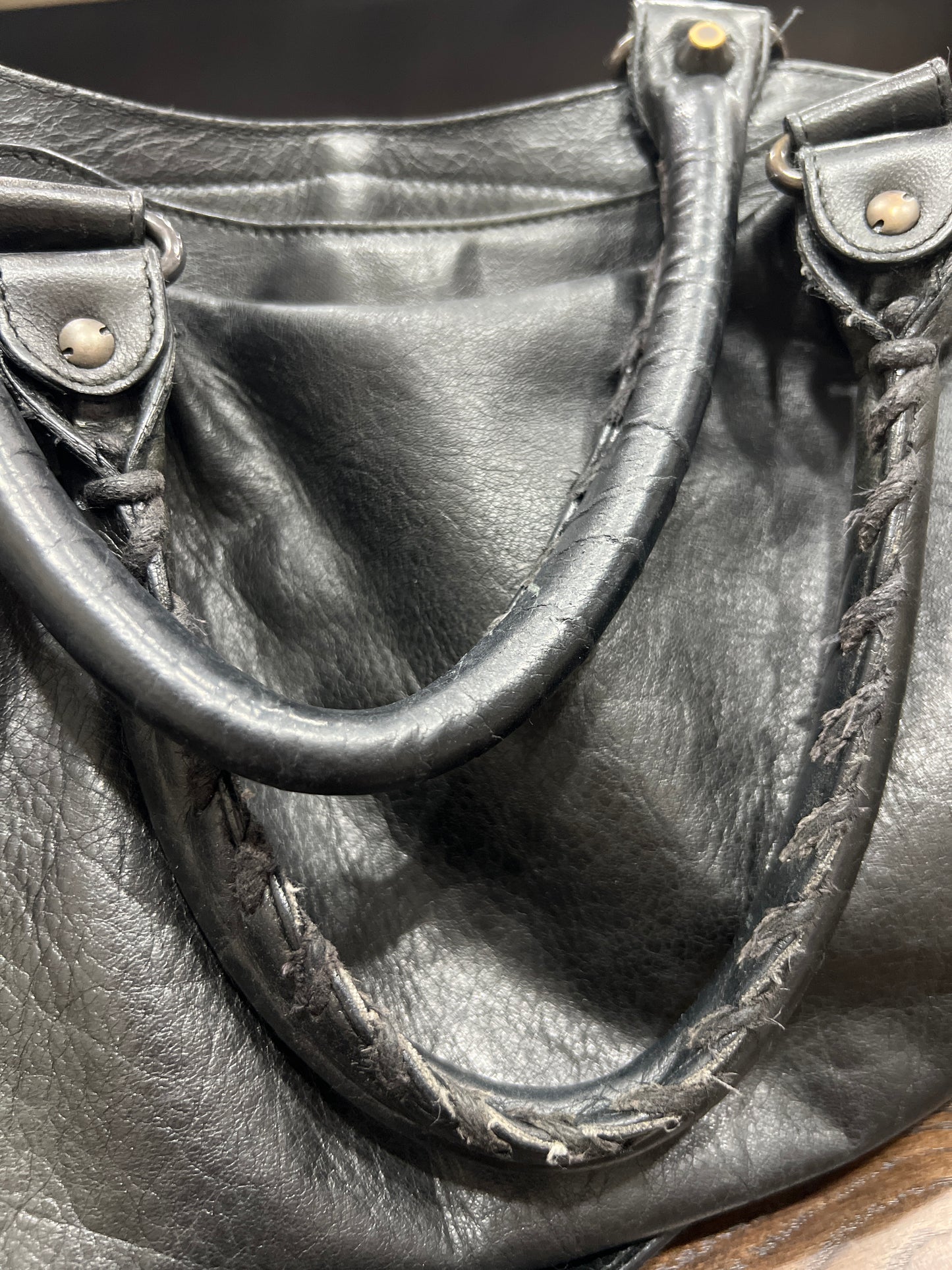 BALENCIAGA CITY Leather Bag