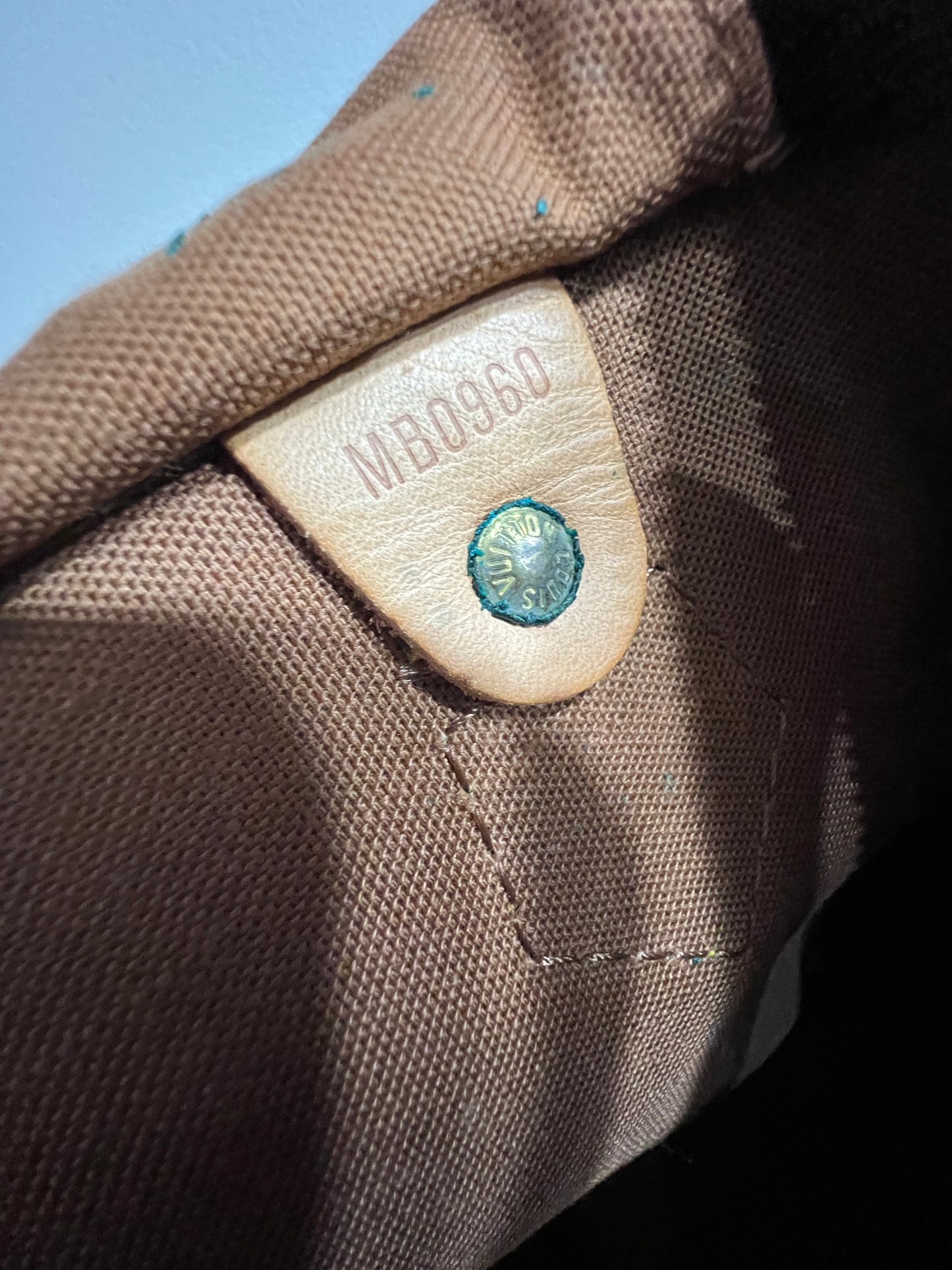 LOUIS VUITTON Speedy 40