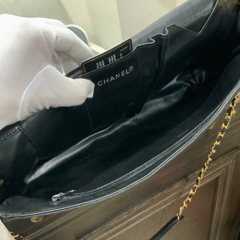 Chanel 1988 CC Turn-lock Two-way handbag