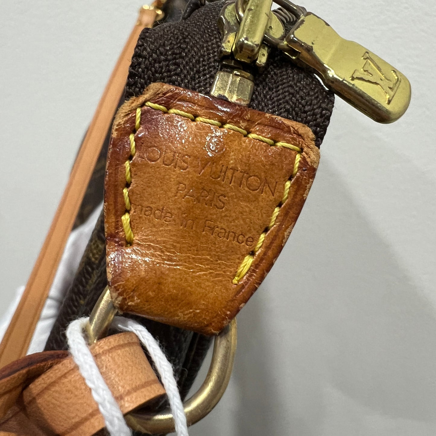 LOUIS VUITTON Accessory Pochette