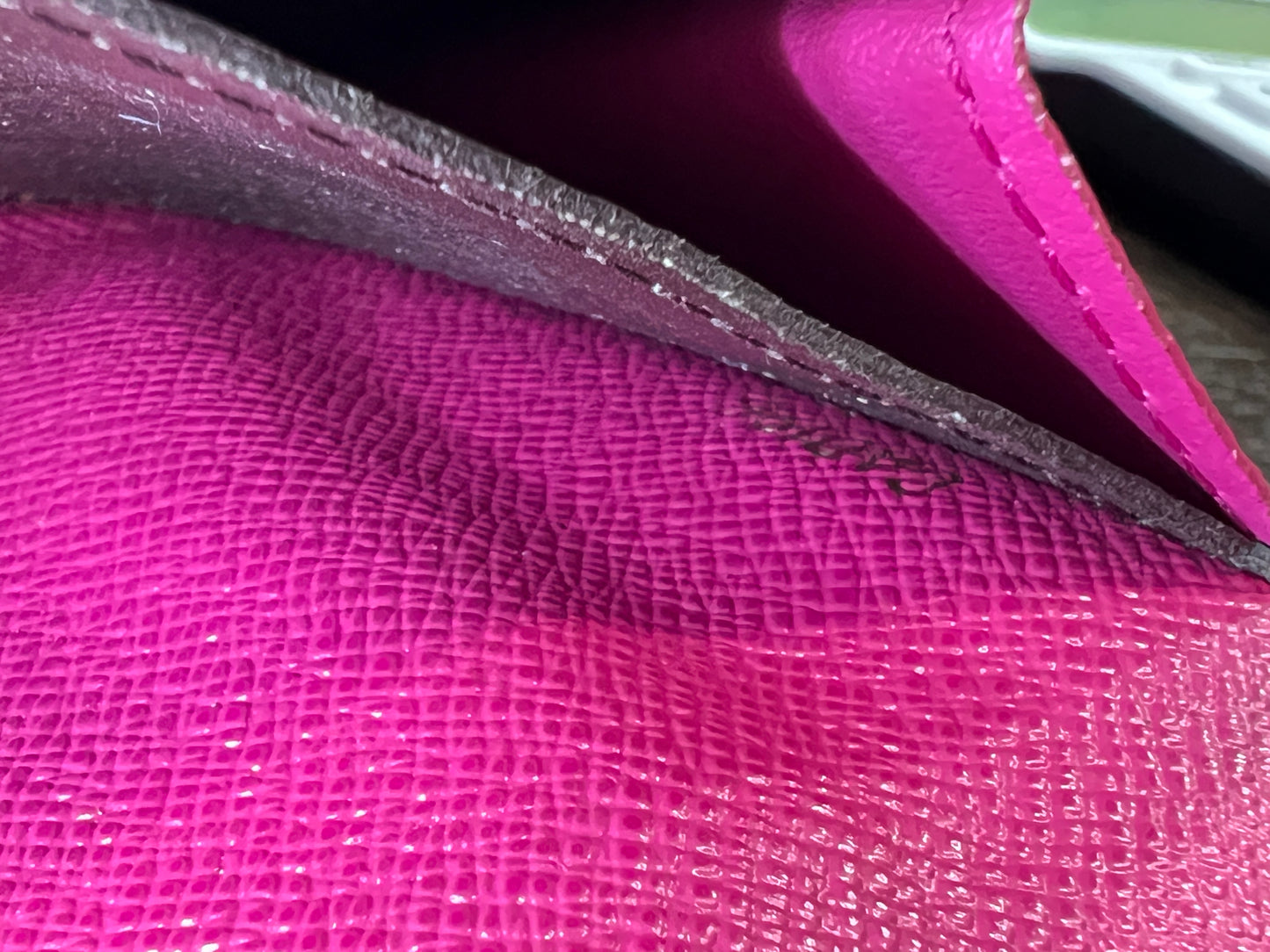 LOUIS VUITTON Emilie Wallet