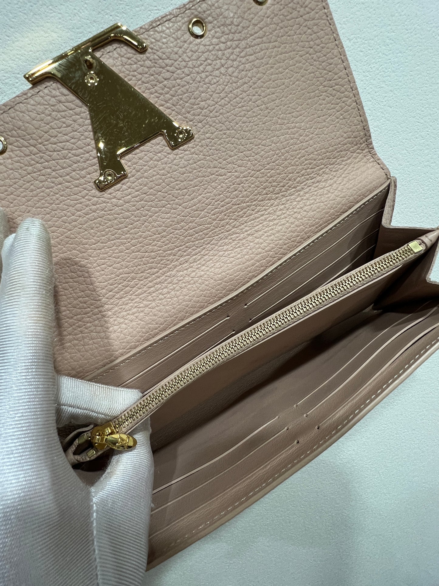 LOUIS VUITTON Wallet