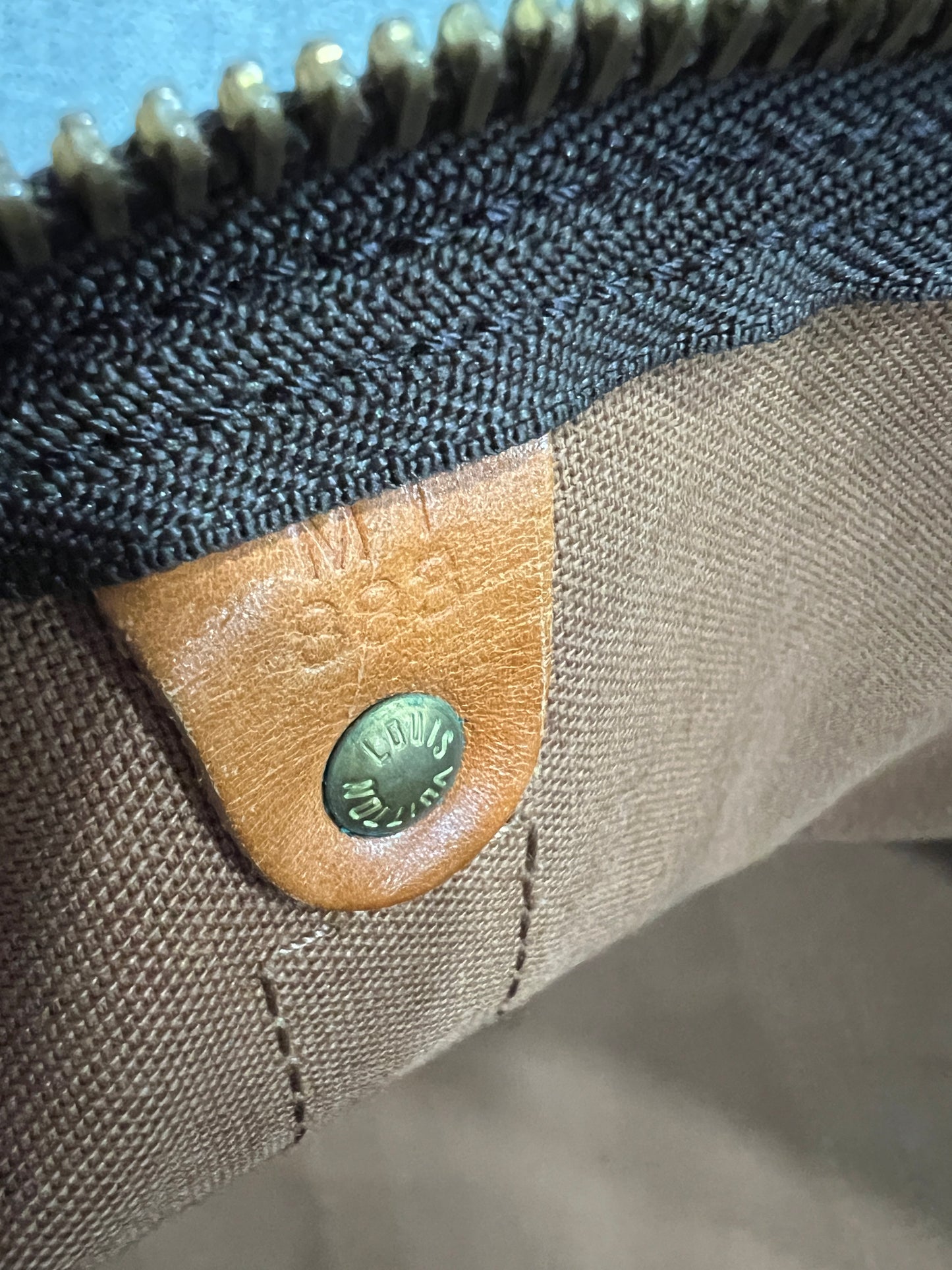 LOUIS VUITTON Keepall 55cm