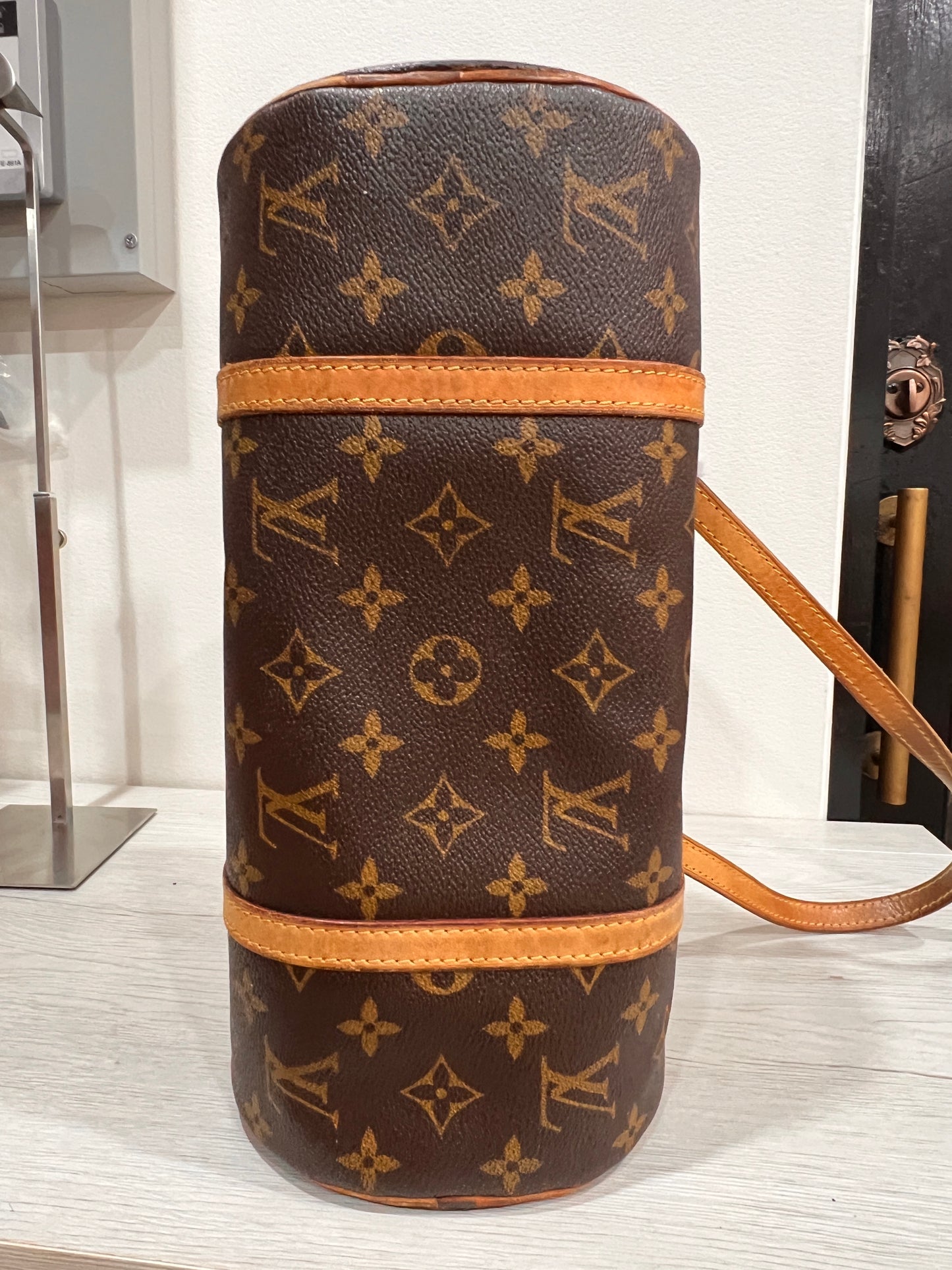 LOUIS VUITTON Papillon