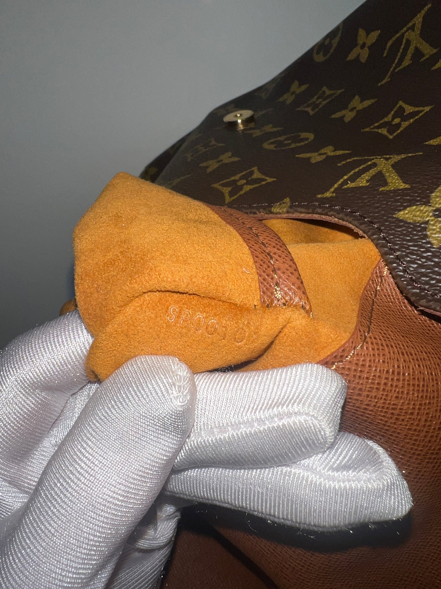 LOUIS VUITTON Musette Tango