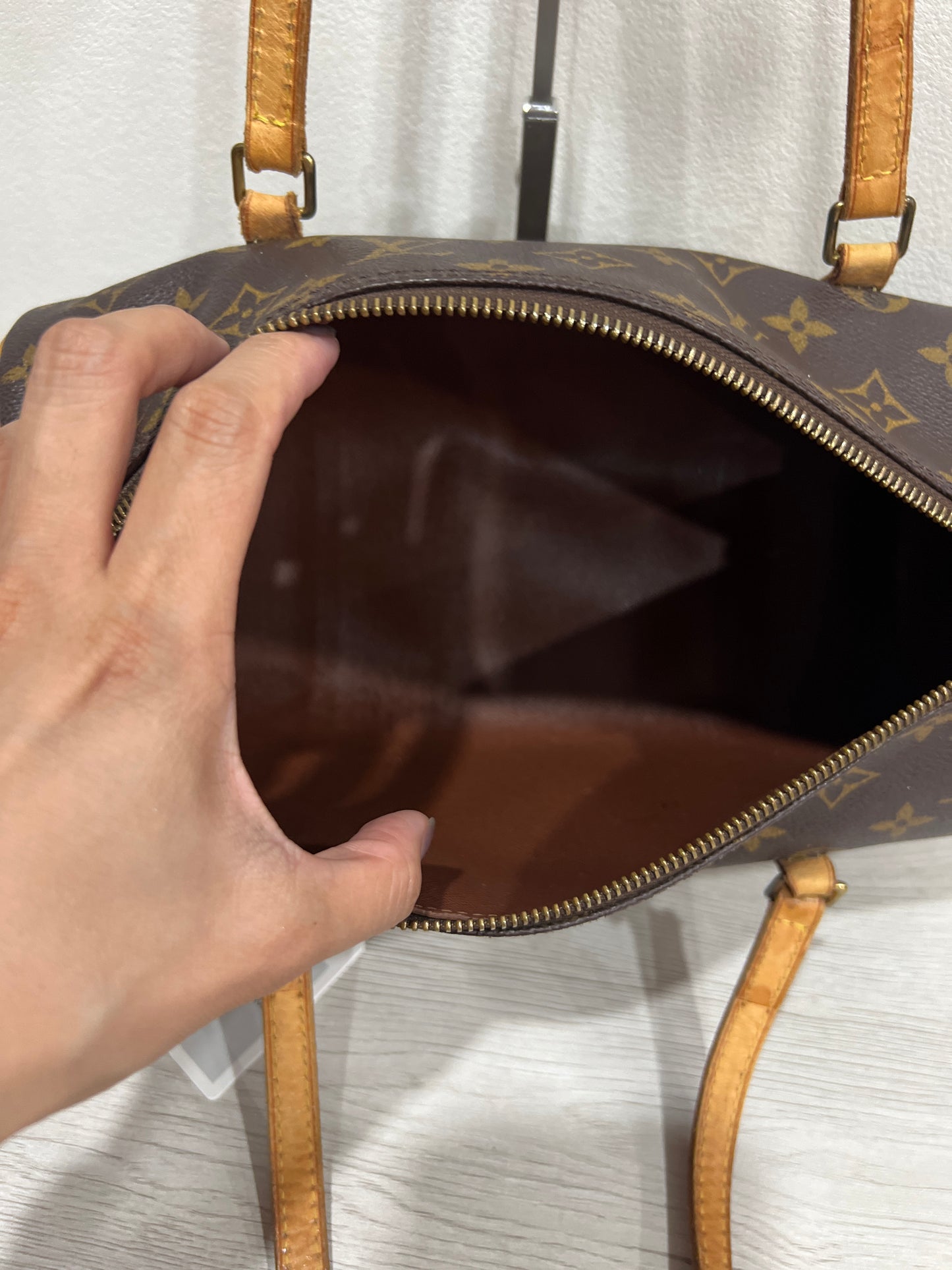 LOUIS VUITTON Papillon