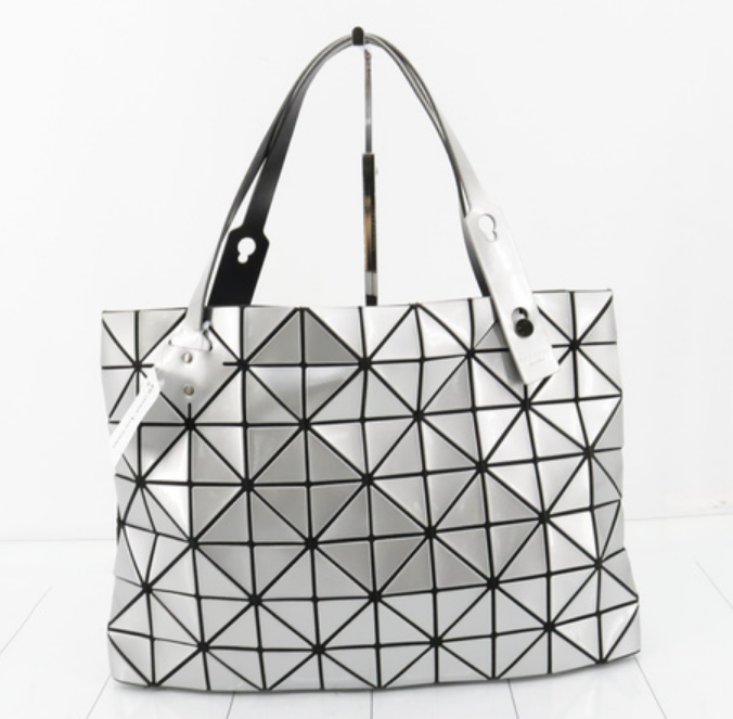 ISSEY MIYAKE BAOBAO
