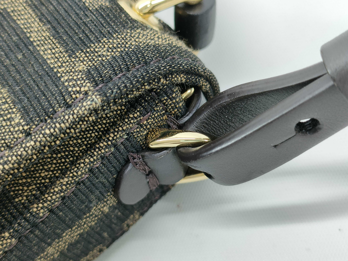 FENDI mamma baguette