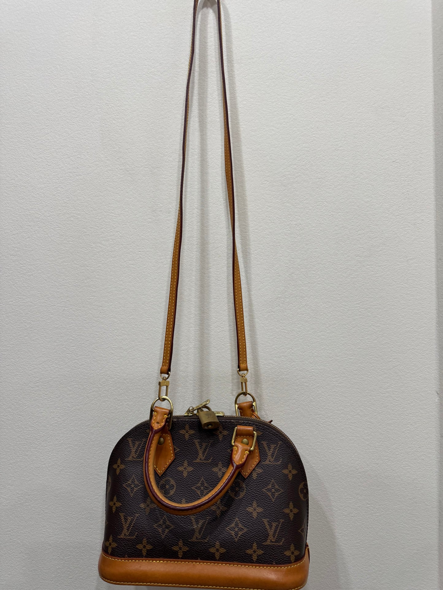 Louis Vuitton Alma bb