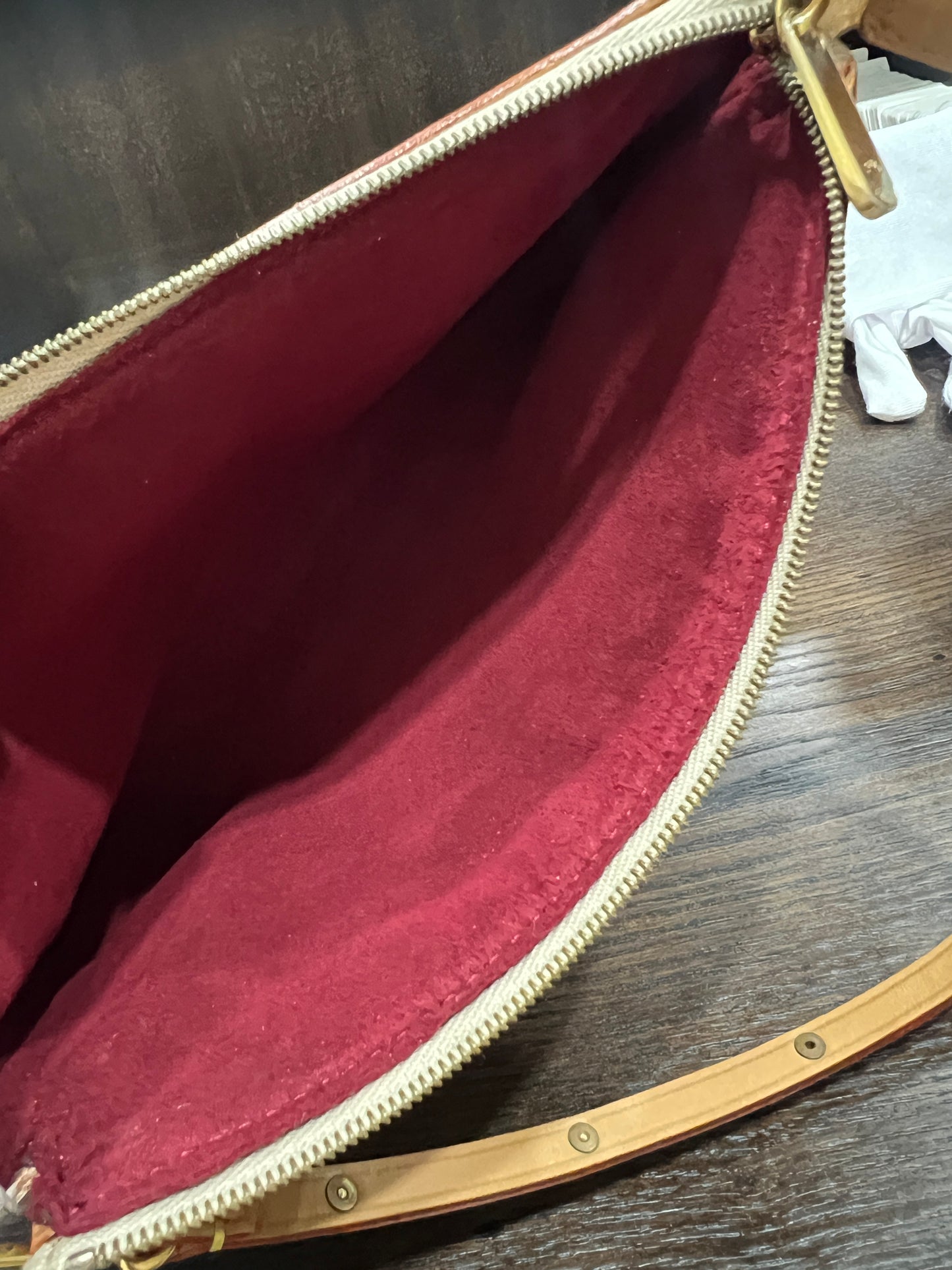 LOUIS VUITTON Multicolor Pouchette