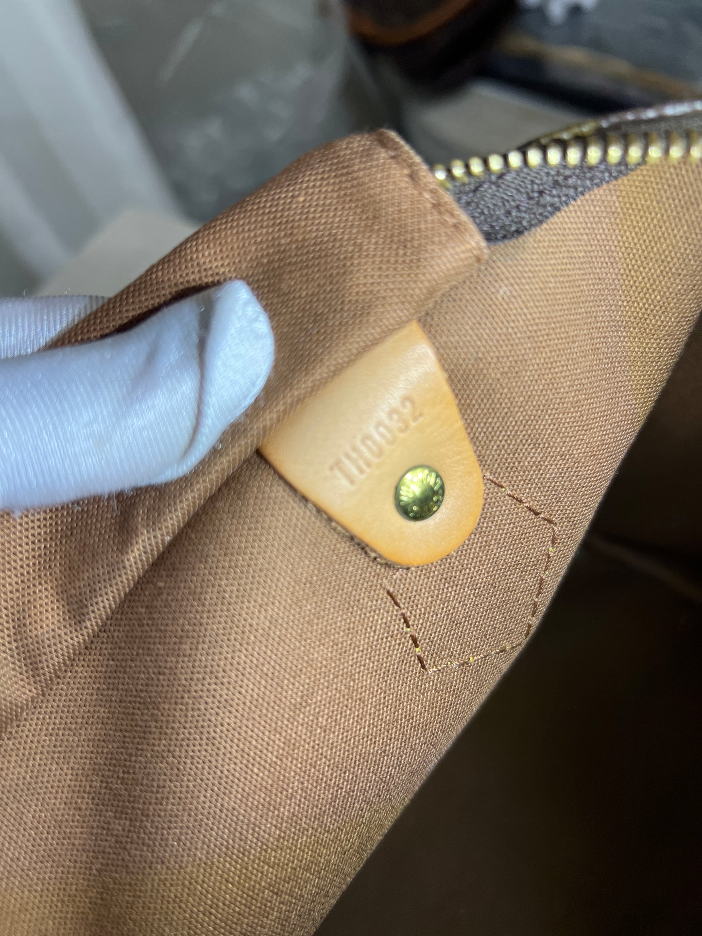 LOUIS VUITTON Speedy 30