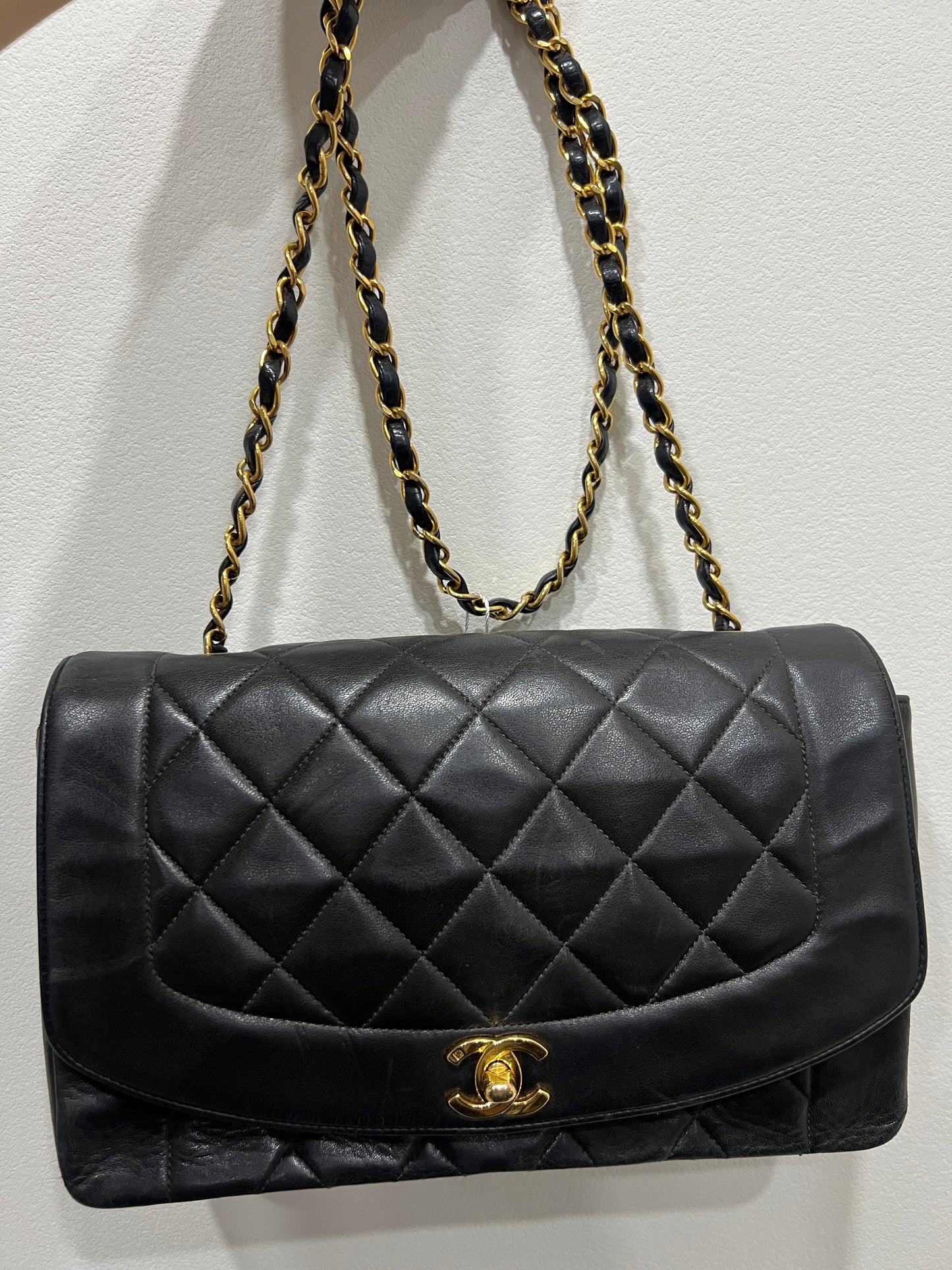 CHANEL DIANA FLAP
