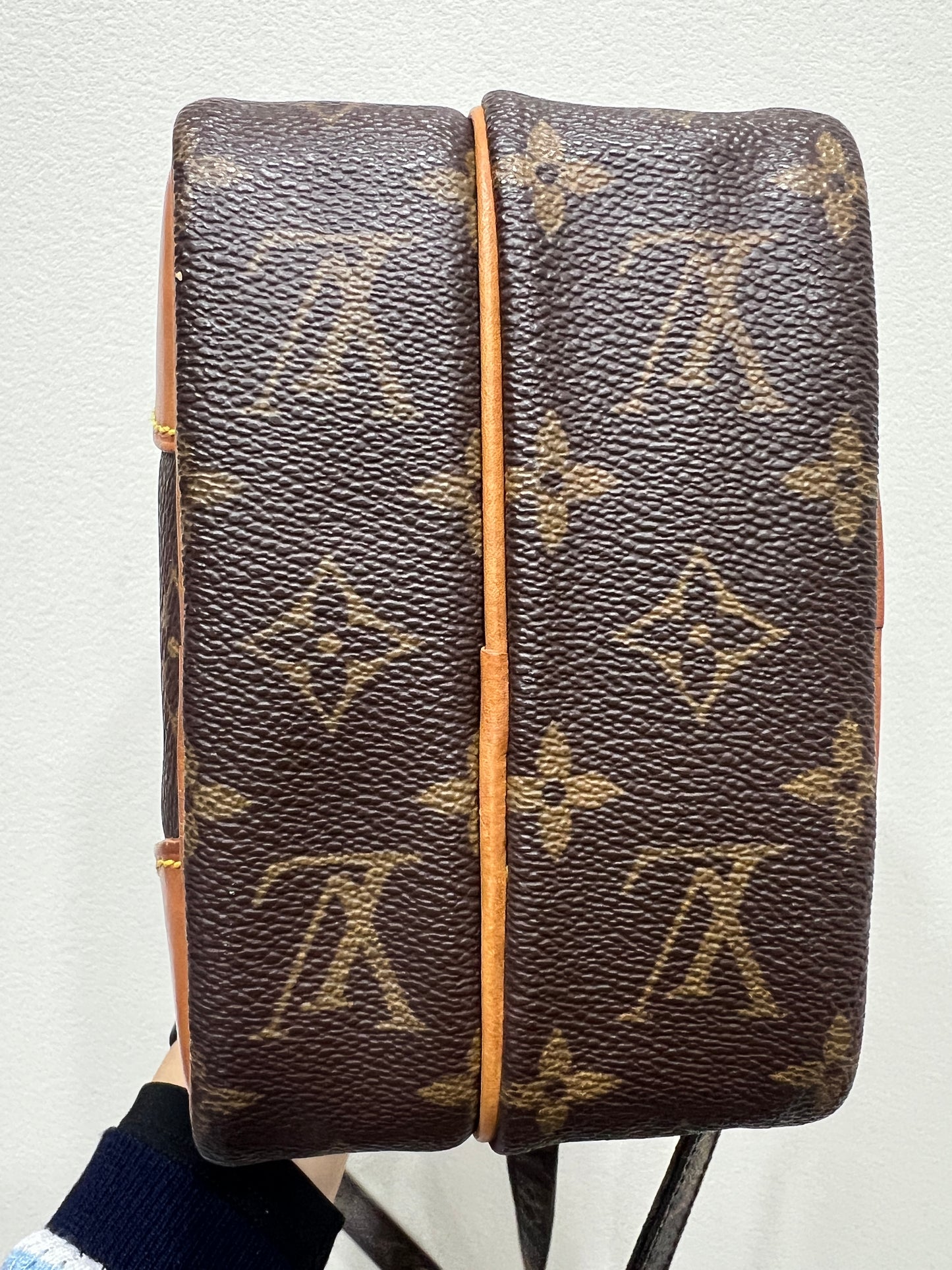 LOUIS VUITTON Amazone Crossbody
