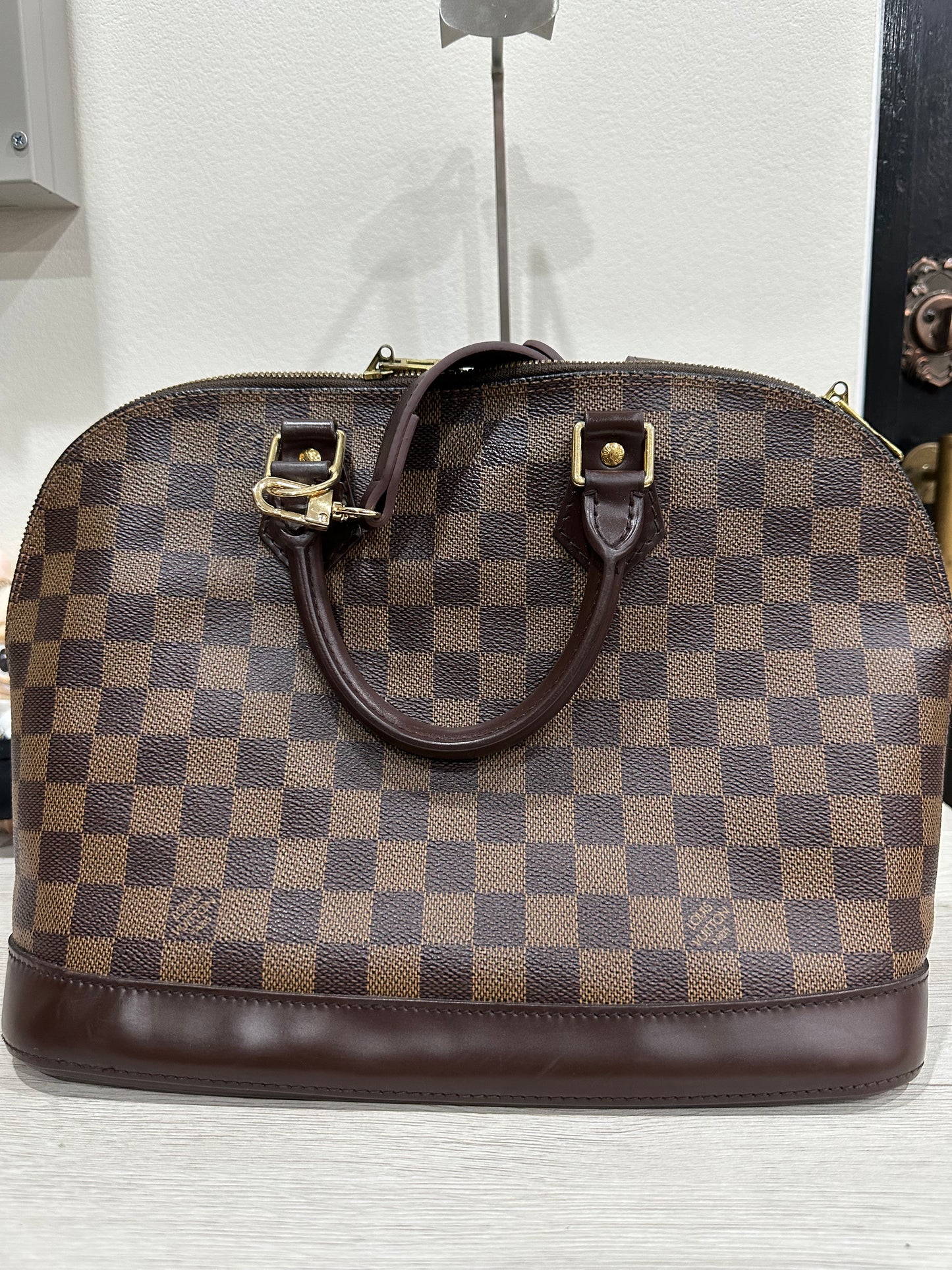 Louis Vuitton Alma Damier