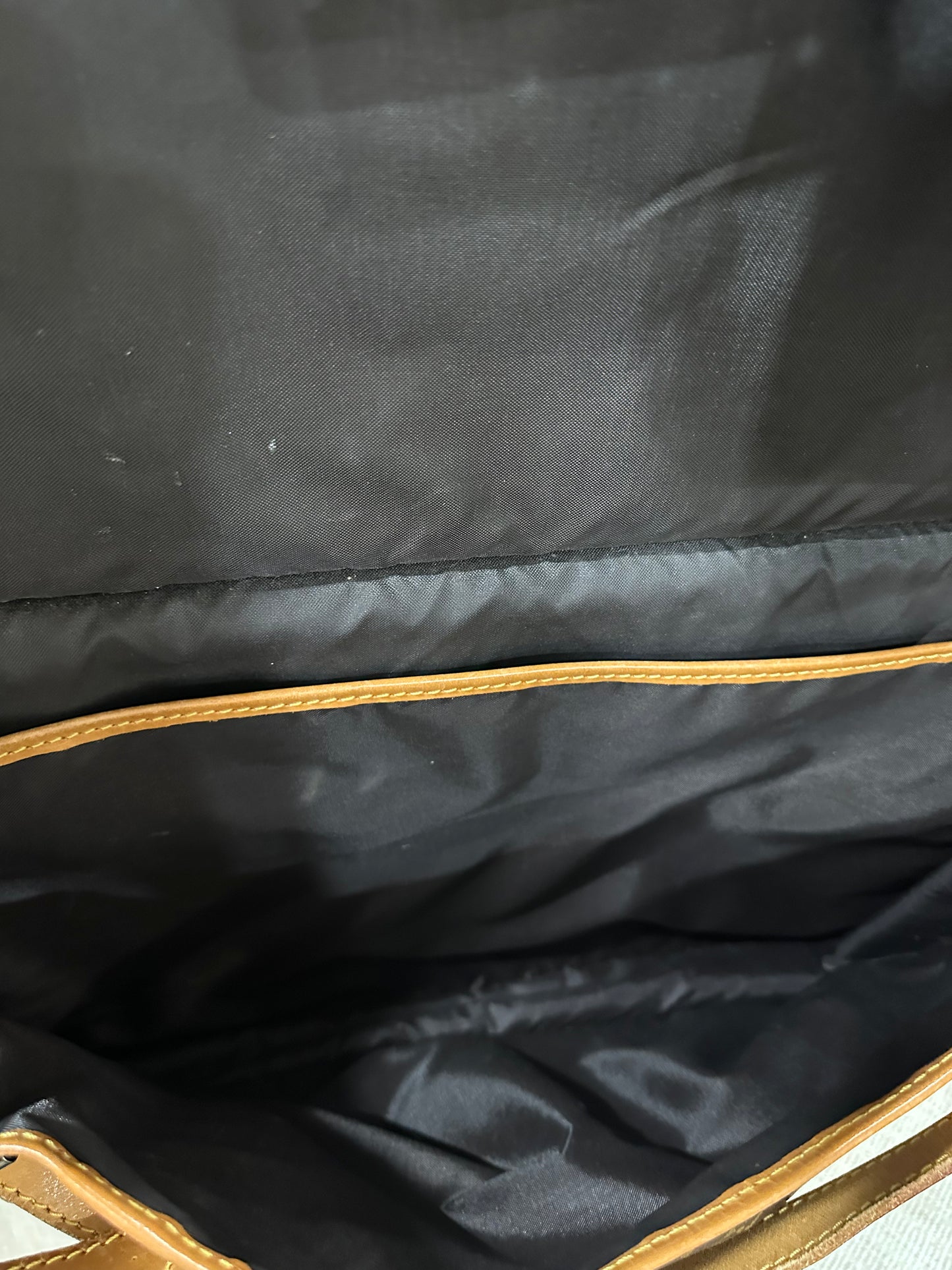 Louis Vuitton 1988’s Gibier Hunting bag