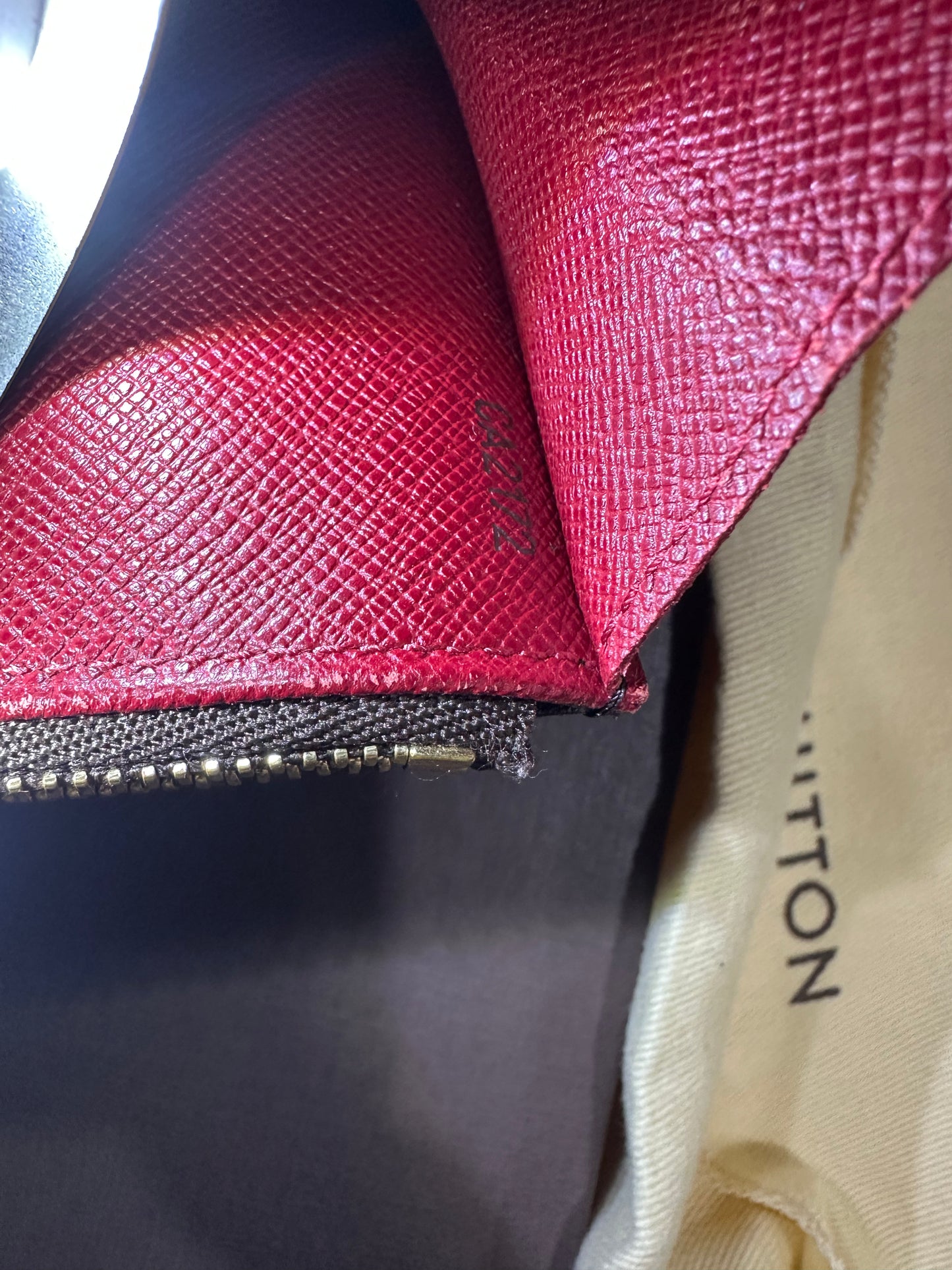 LOUIS VUITTON Emilie Wallet