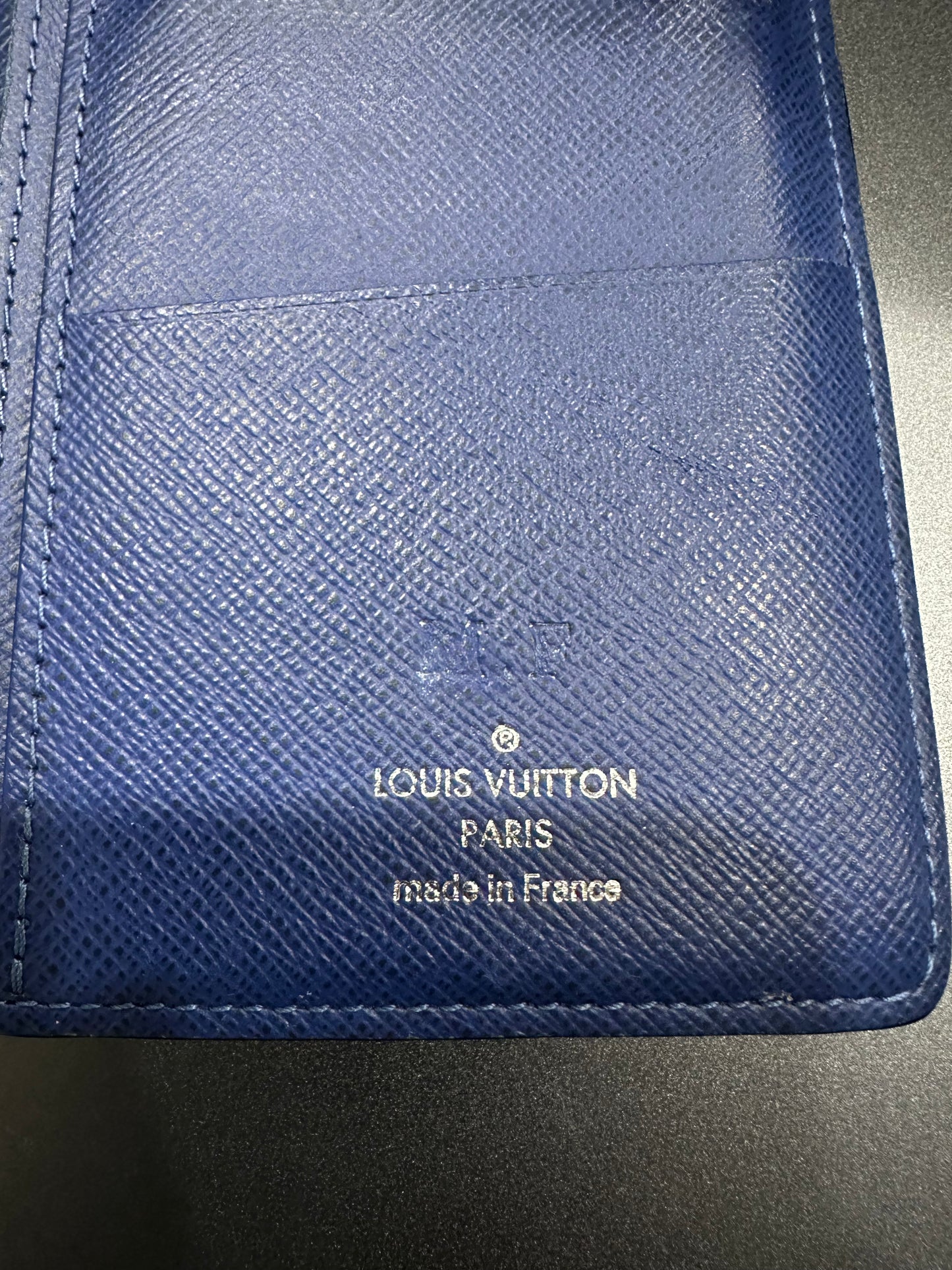LOUIS VUITTON Wallet Taigarama Brazza Cobalt