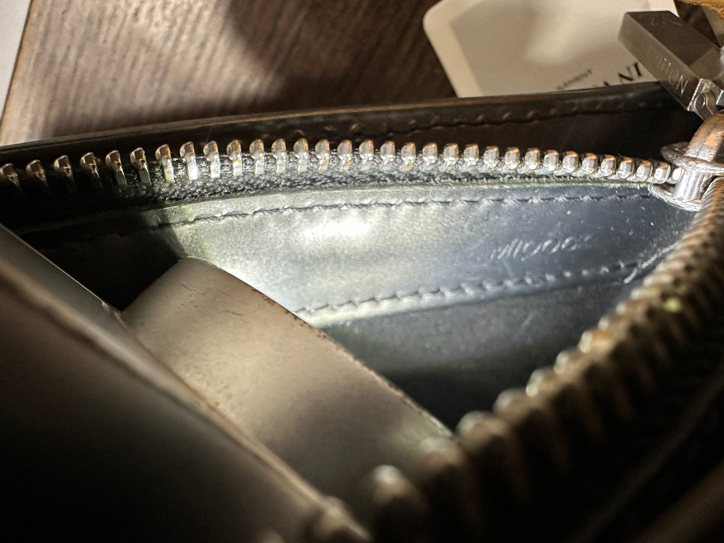 Louis Vuitton Mat Fowler