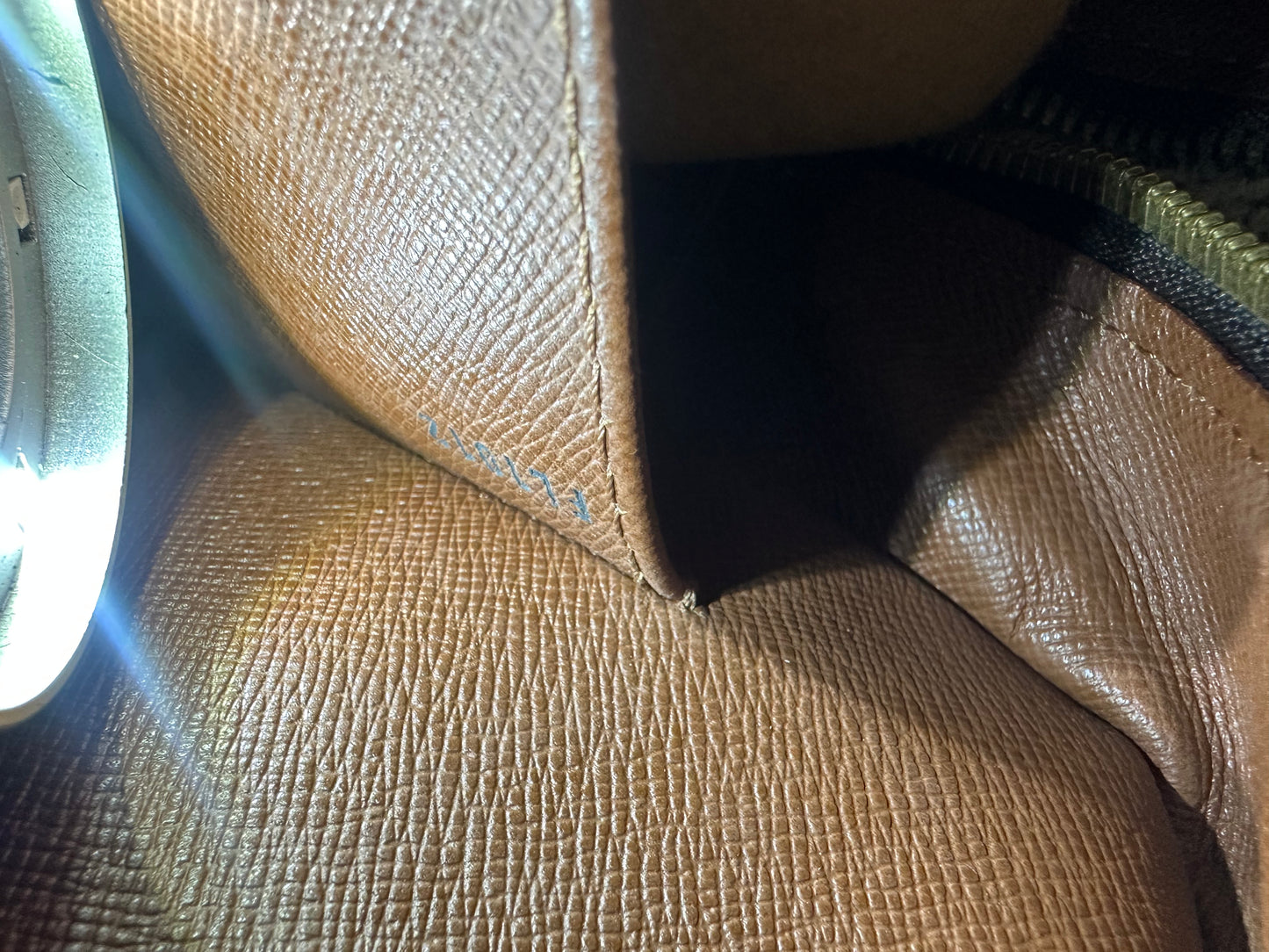 Louis Vuitton Cite MM