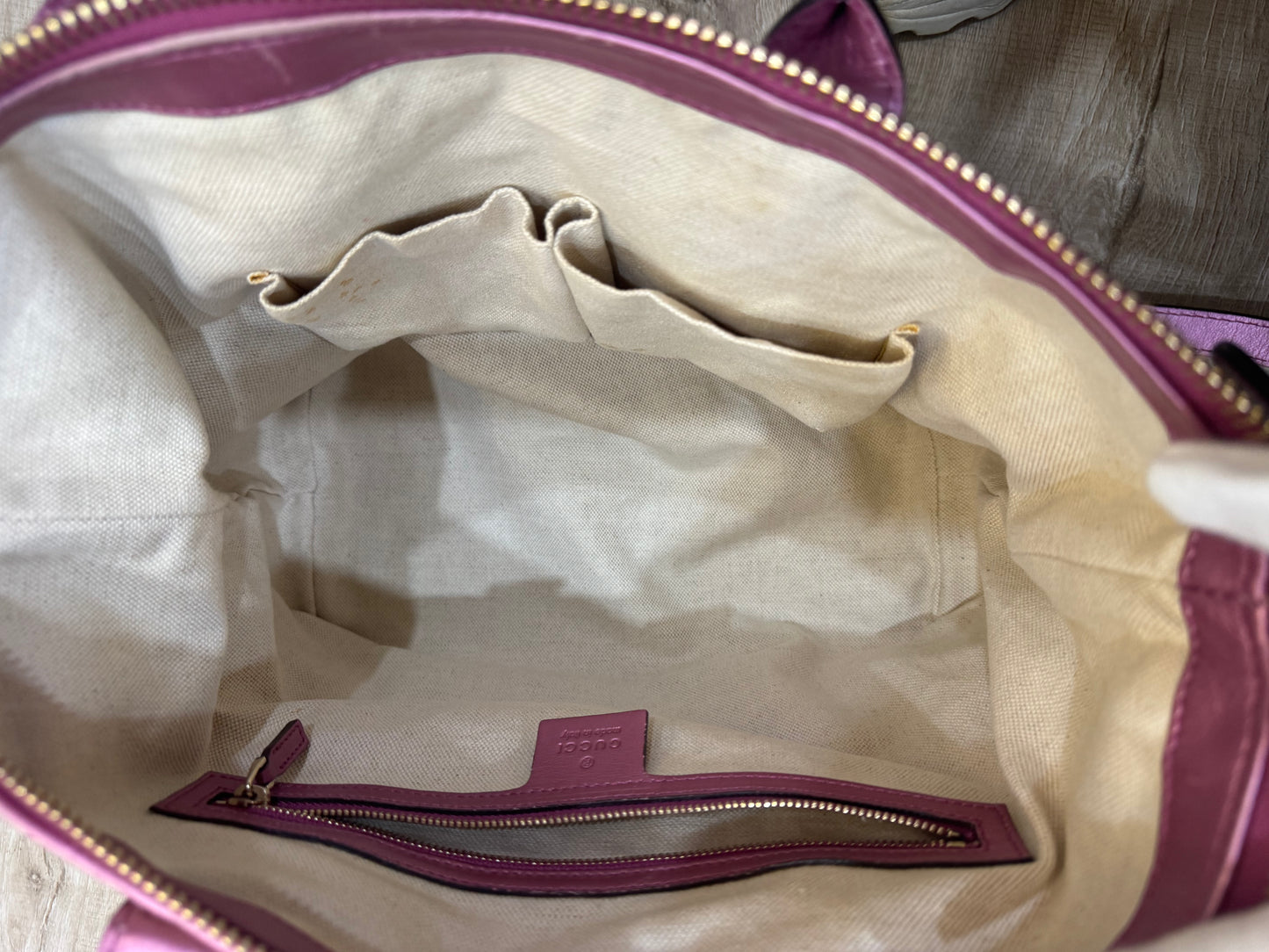 Gucci tote bag strap