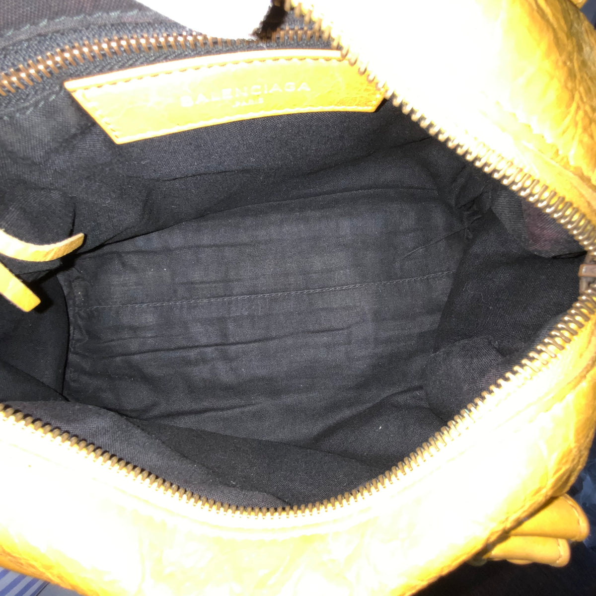 BALENCIAGA Classic Twiggy Bag 25cm Mango/Mangue Color