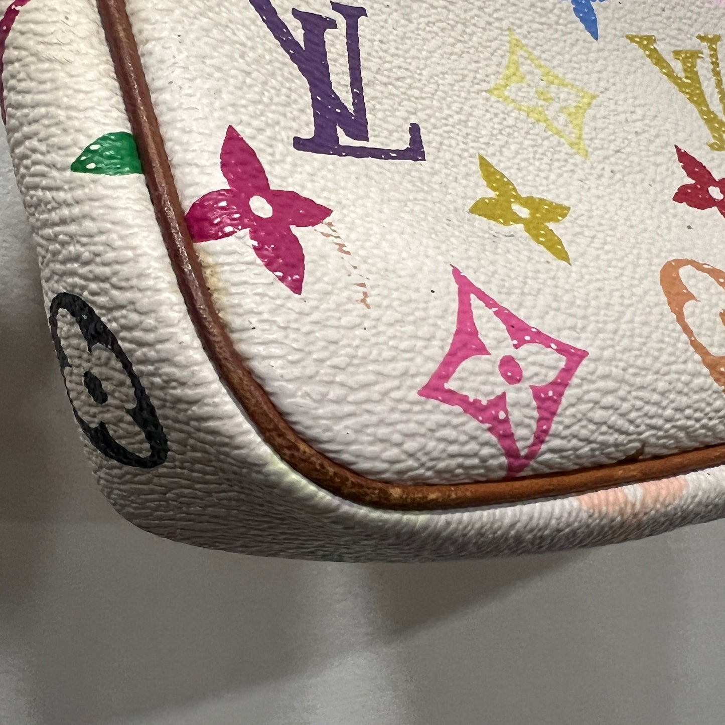 LOUIS VUITTON x Murakami Accessory Pochette