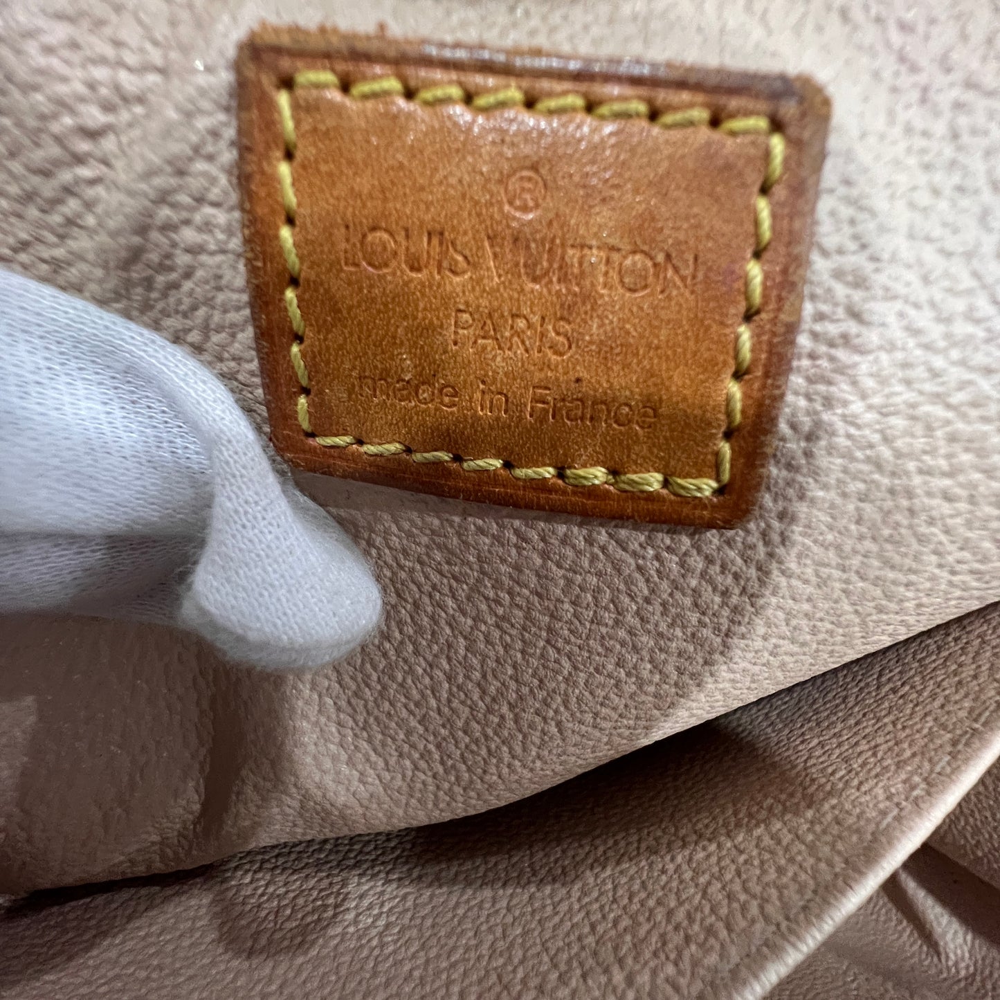 LOUIS VUITTON Toiletry Pouch
