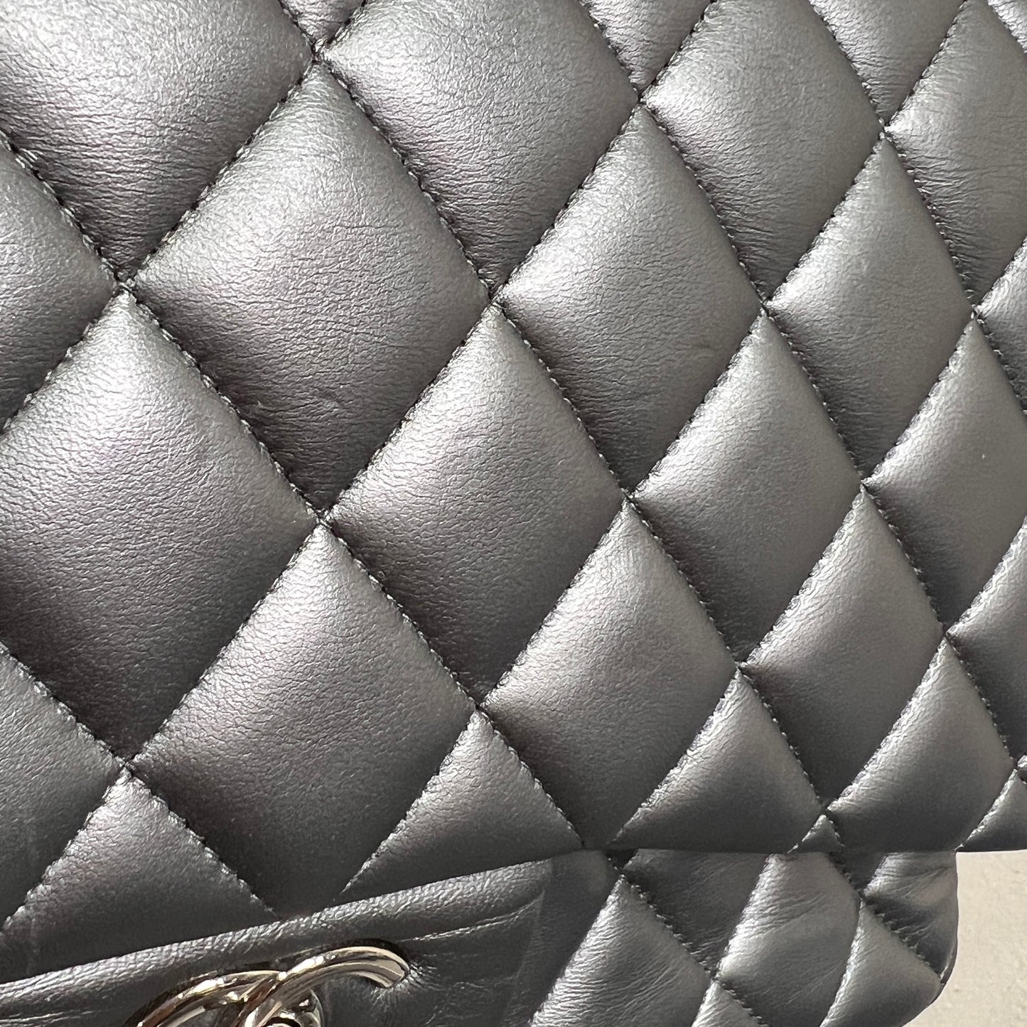 CHANEL Jumbo Double Flap Lambskin Quilted