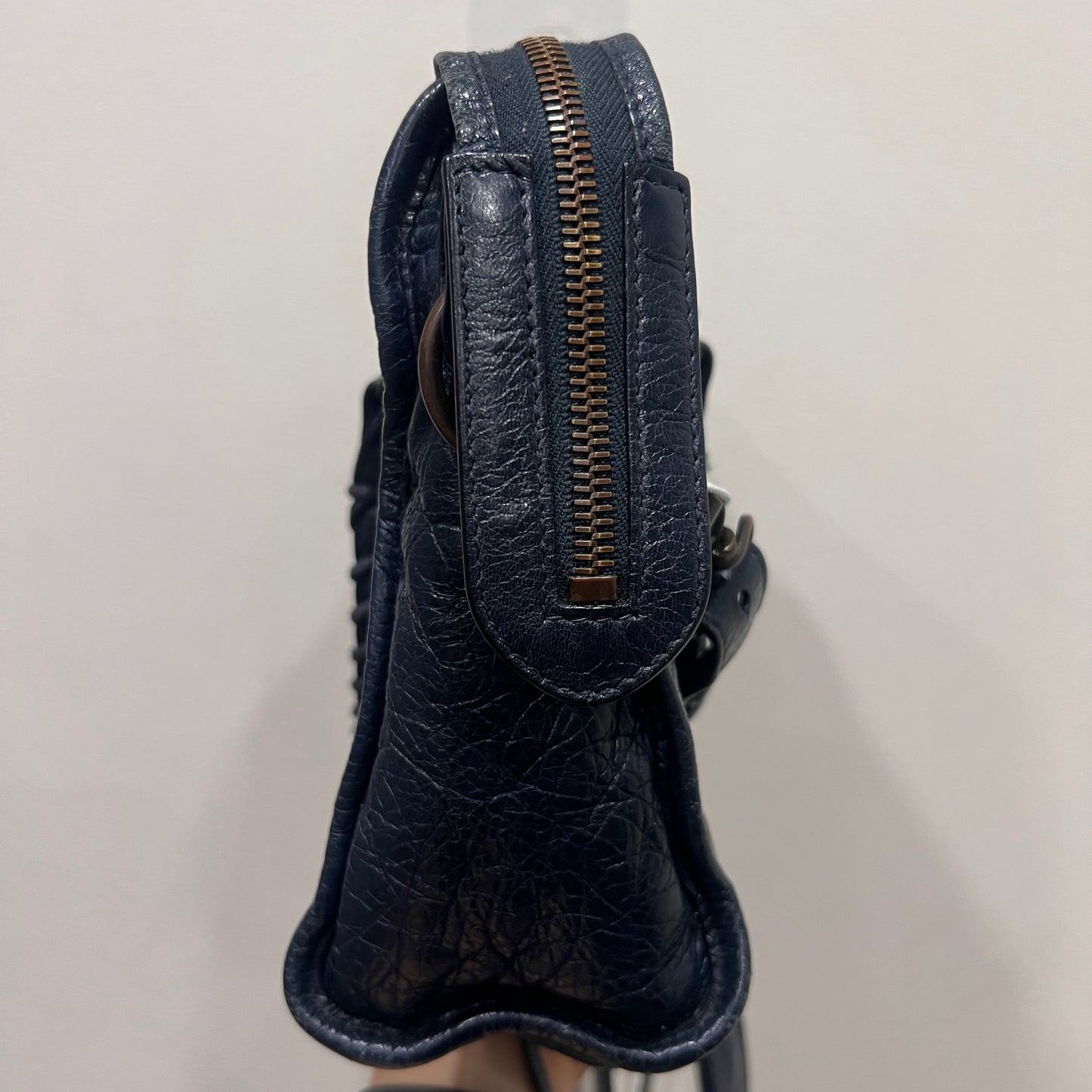 BALENCIAGA City with Long Strap (26042801)