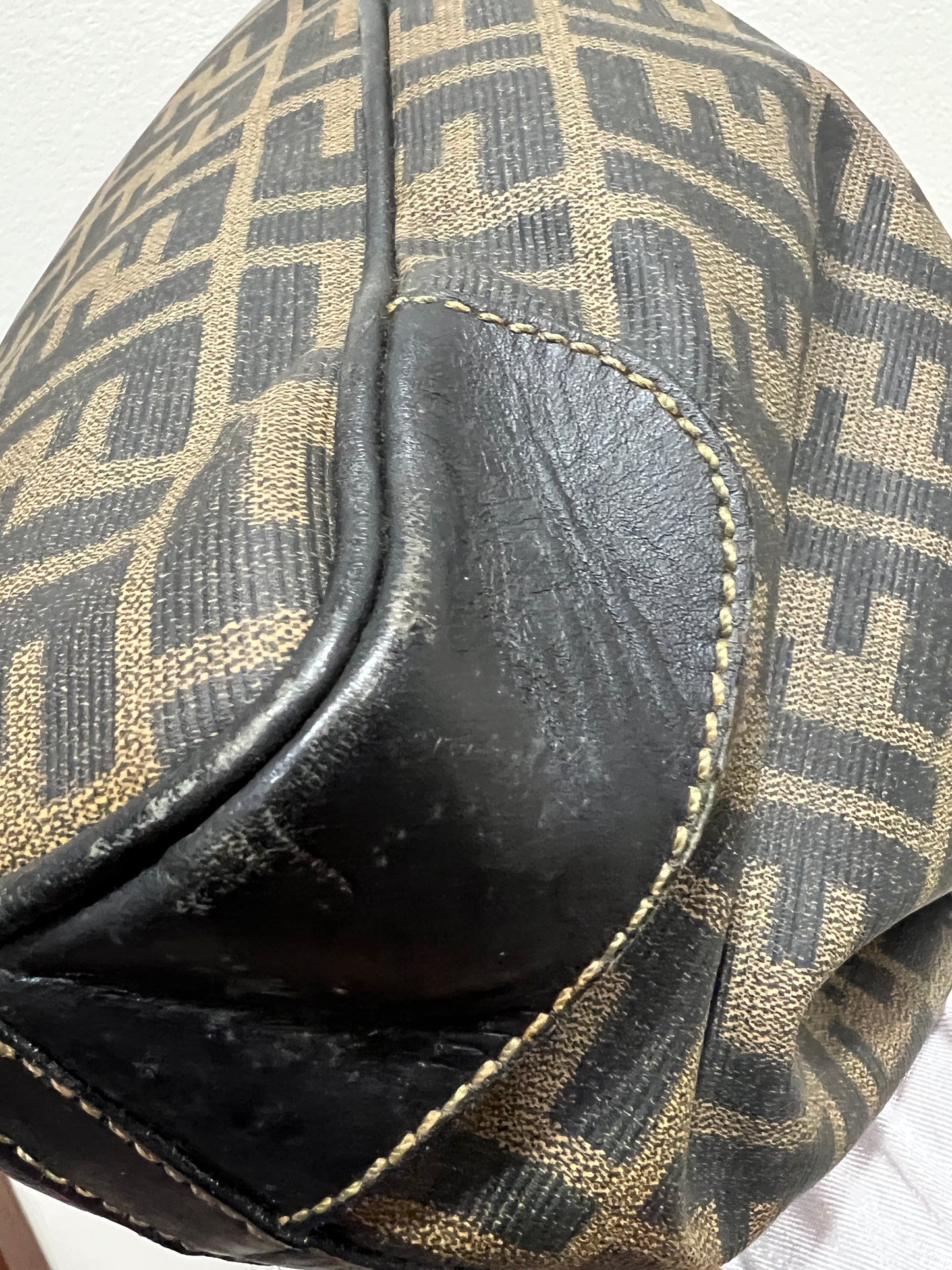 FENDI Drawstring Shoulder Bag