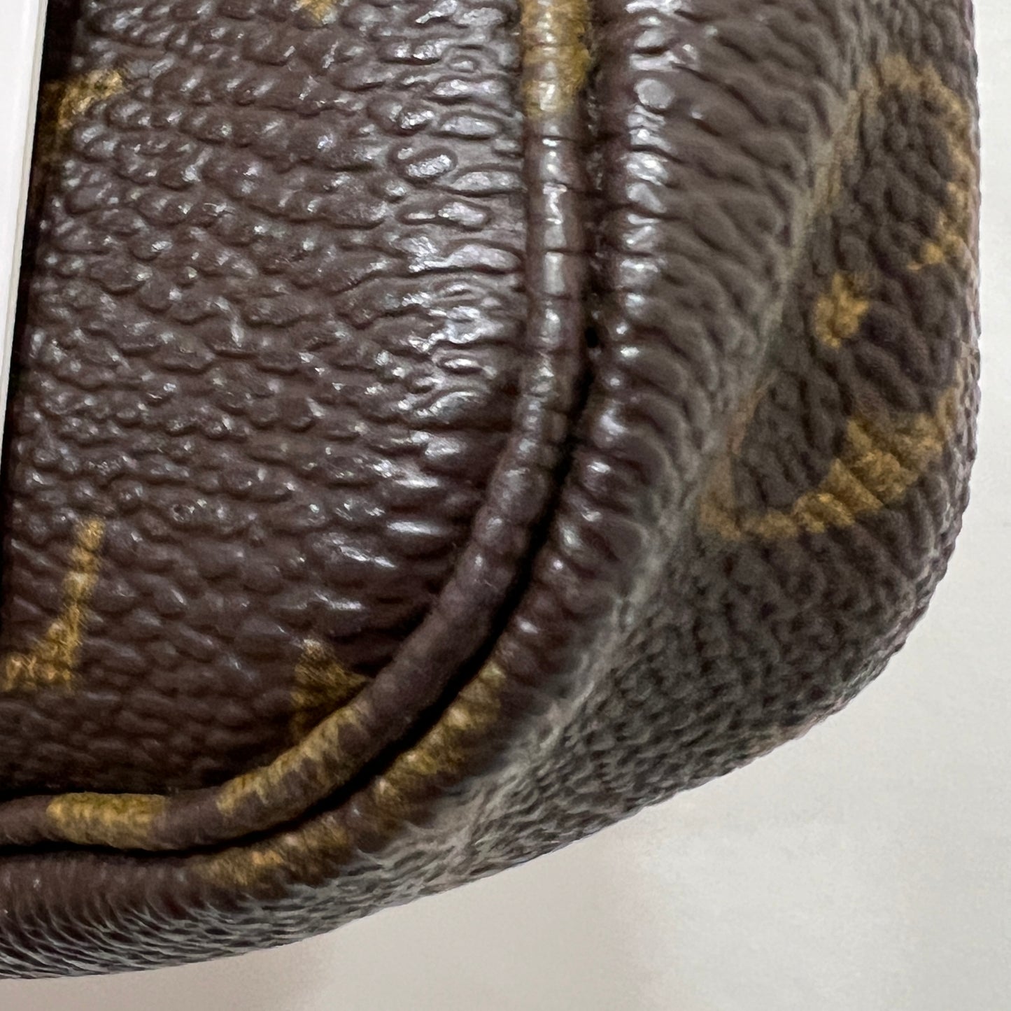 LOUIS VUITTON Accessory Pouchette