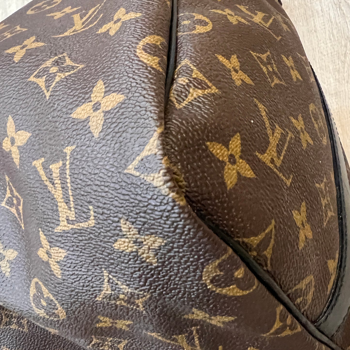 LOUIS VUITTON Bandouliere Keepall 55cm