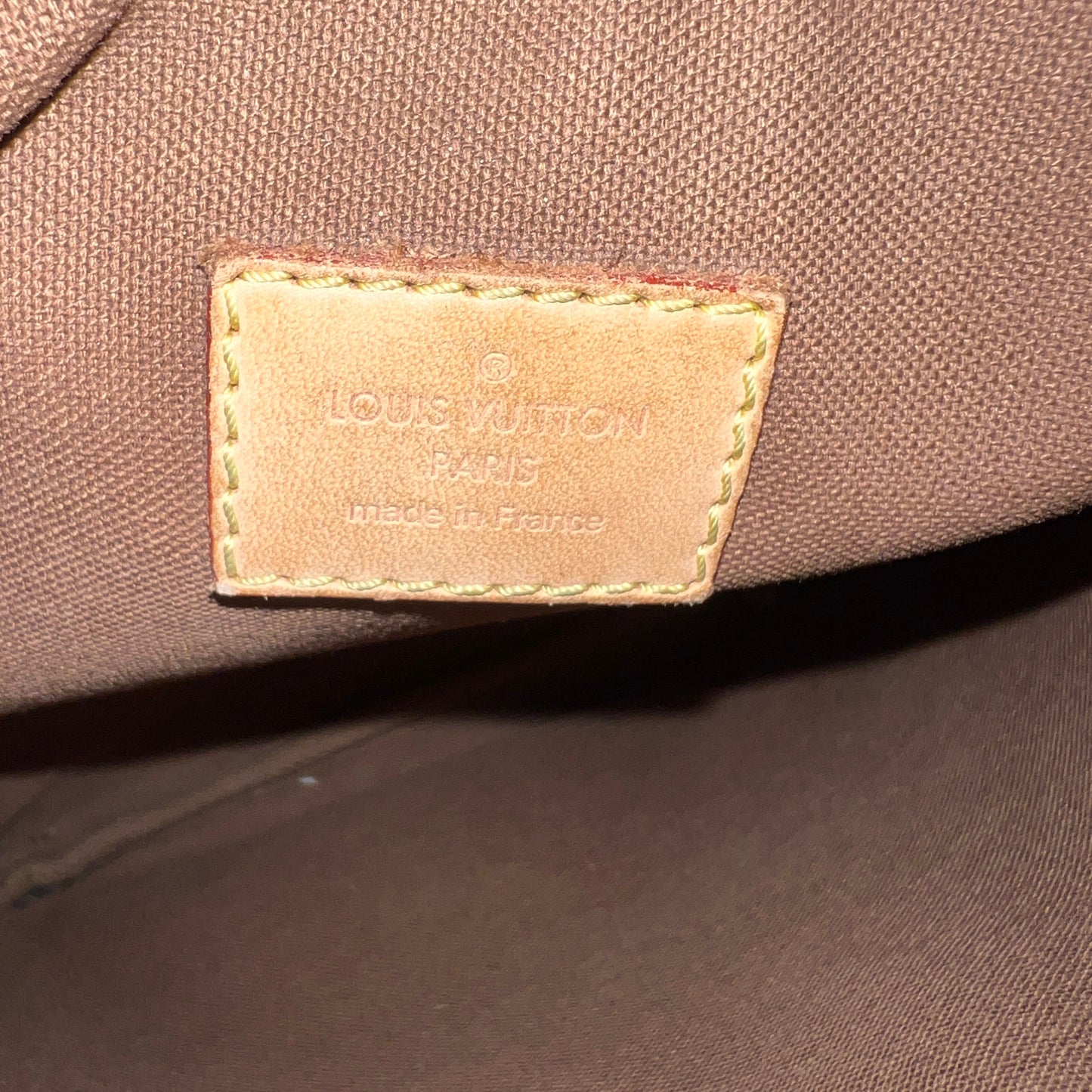 LOUIS VUITTON Pochette Bosphore