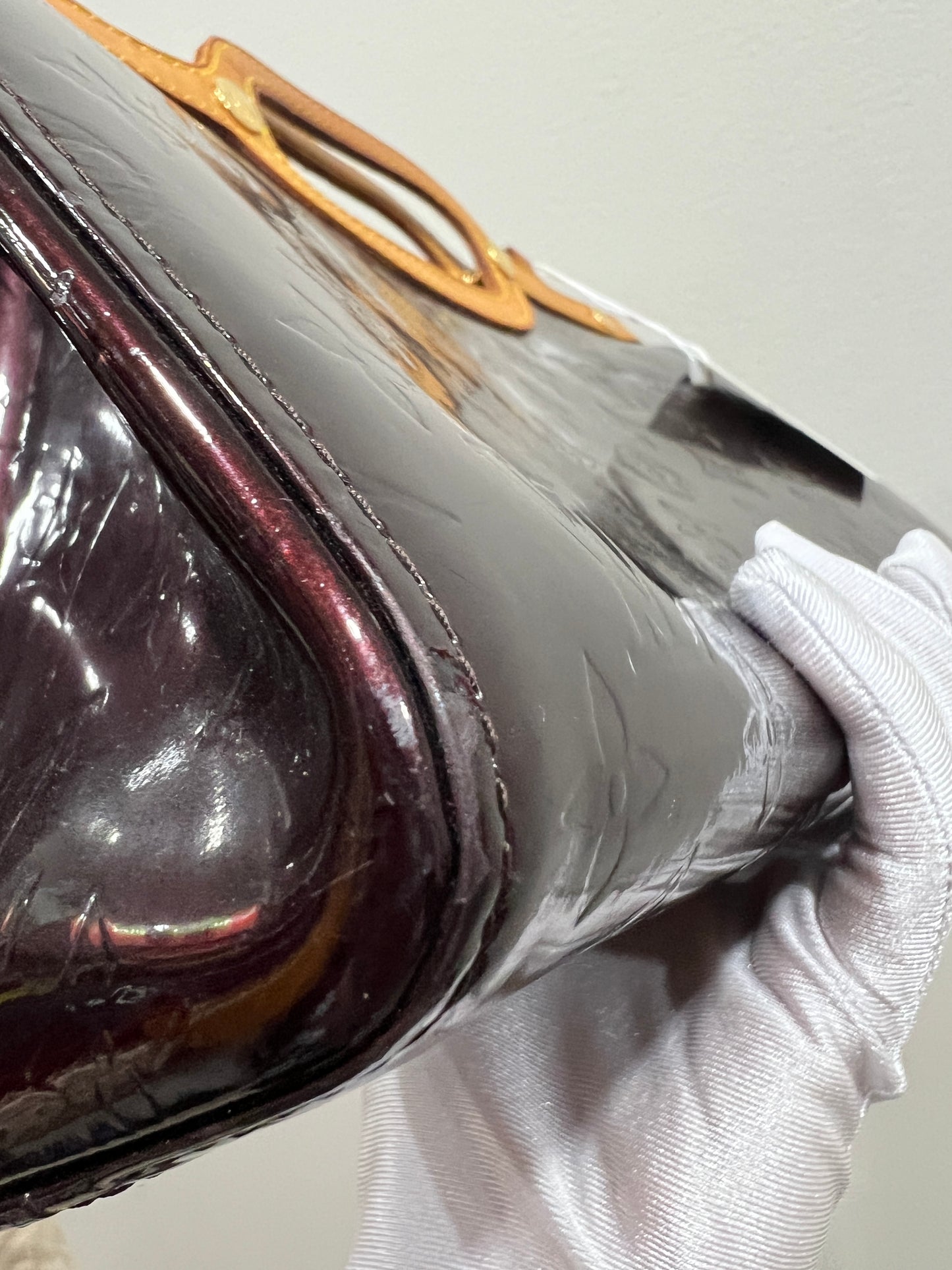 LOUIS VUITTON Roxbury Drive Vernis