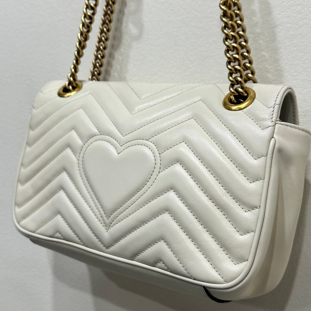 GUCCI Marmont white