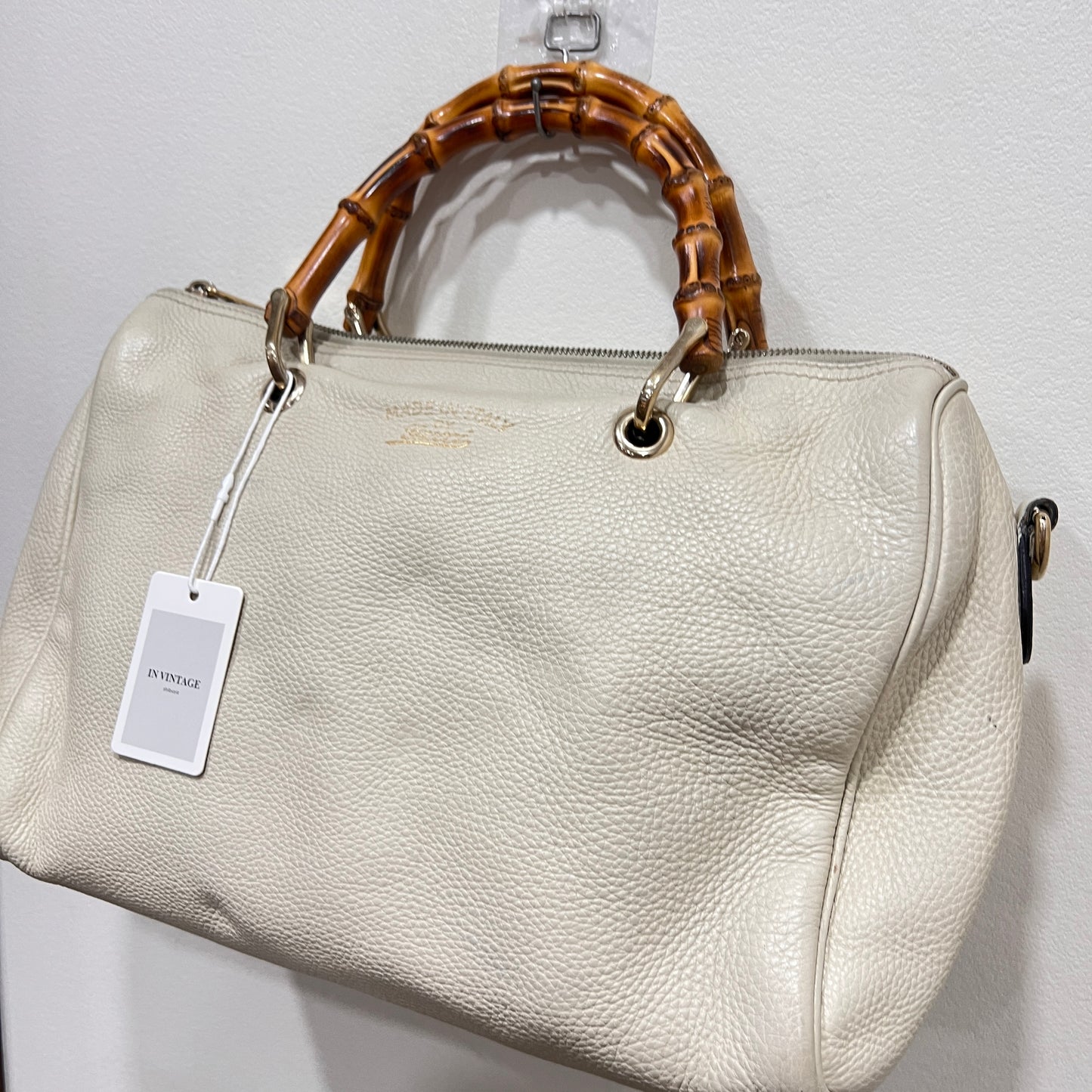 GUCCI Gucci Bamboo White Leather Handbag Shoulder Bag (strap not included)