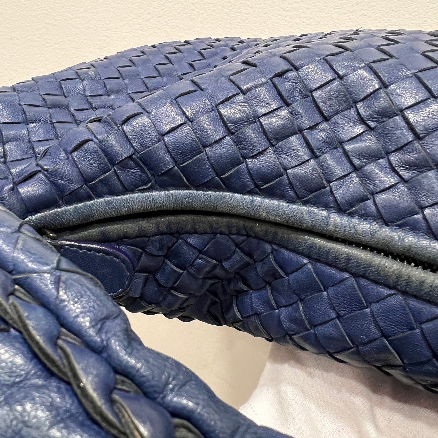 BOTTEGA VENETA Hobo Navy Interciatto Woven Napa Leather Bag