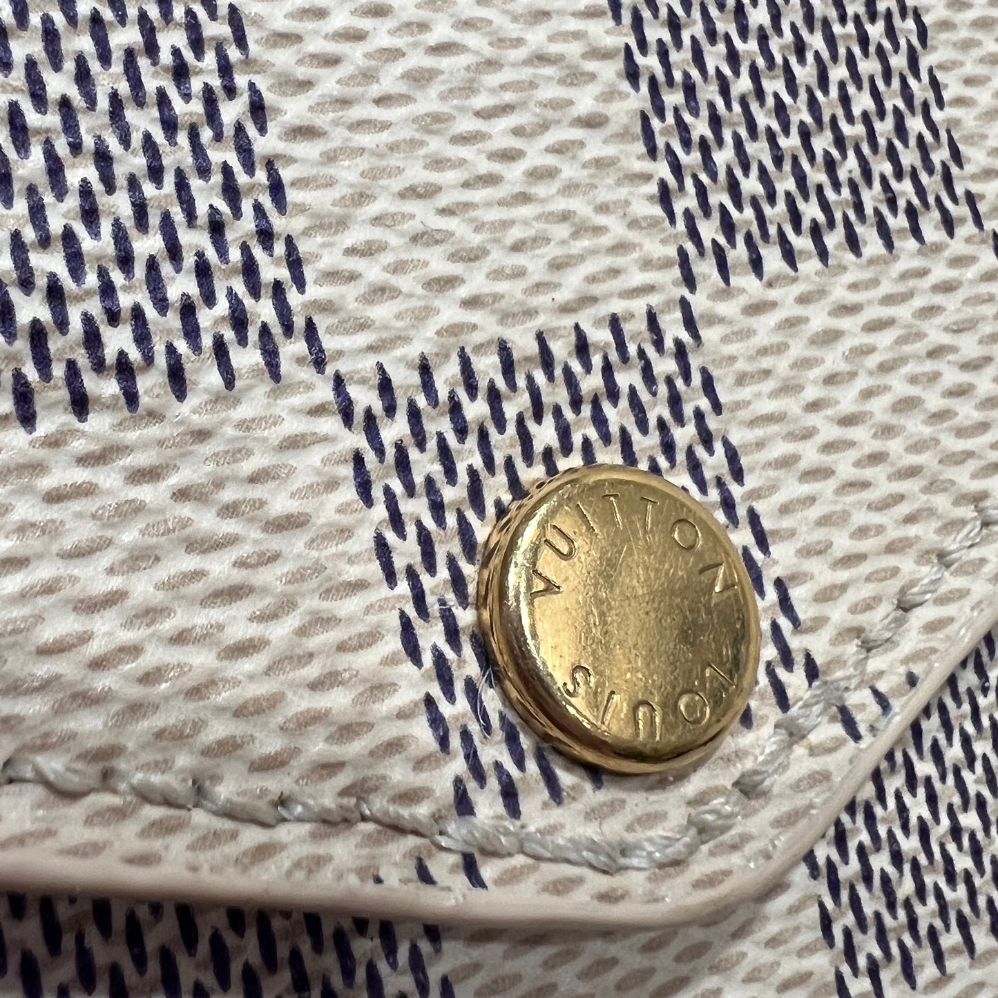 LOUIS VUITTON Felice Damier