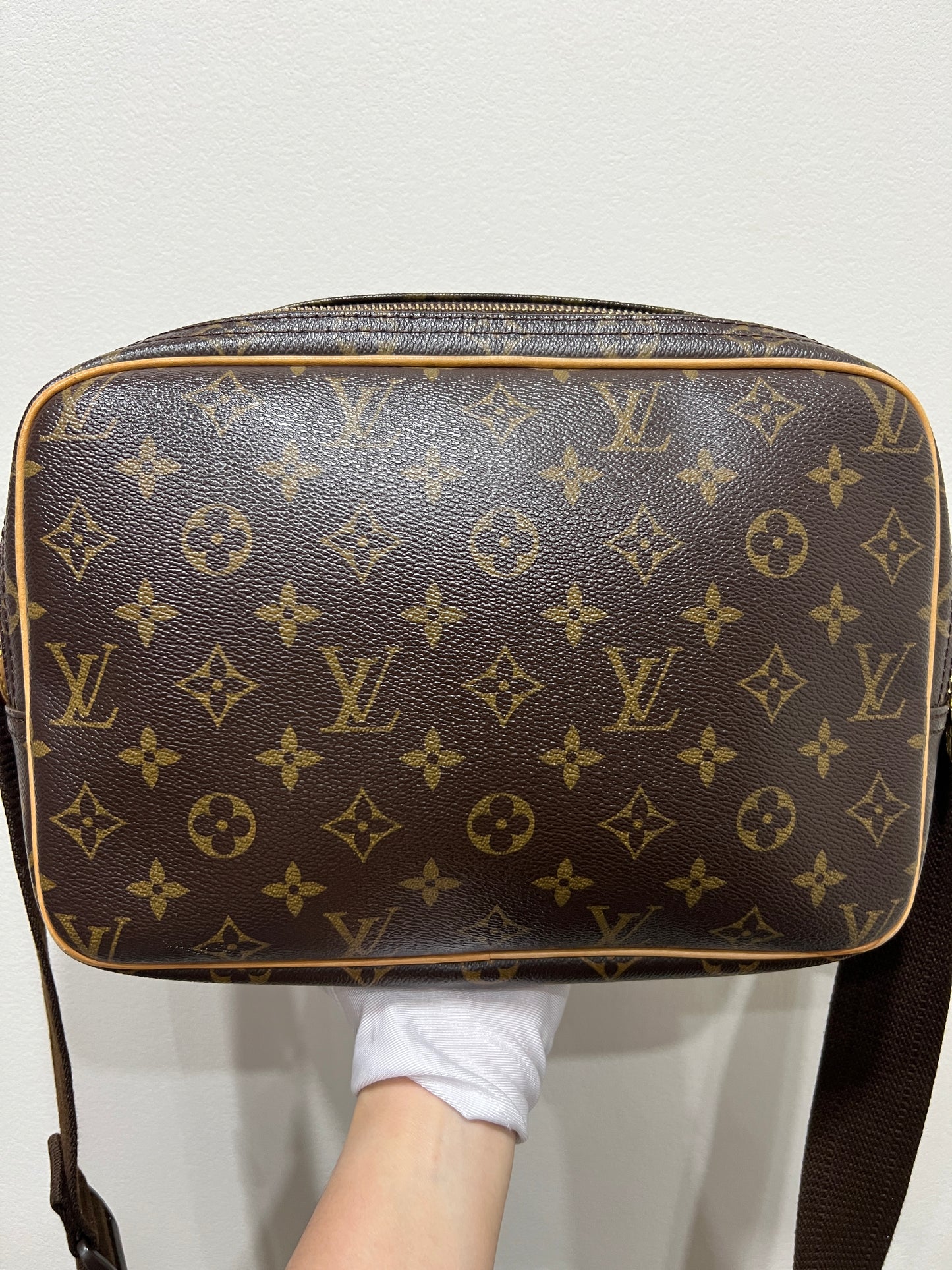 LOUIS VUITTON Reporter PM