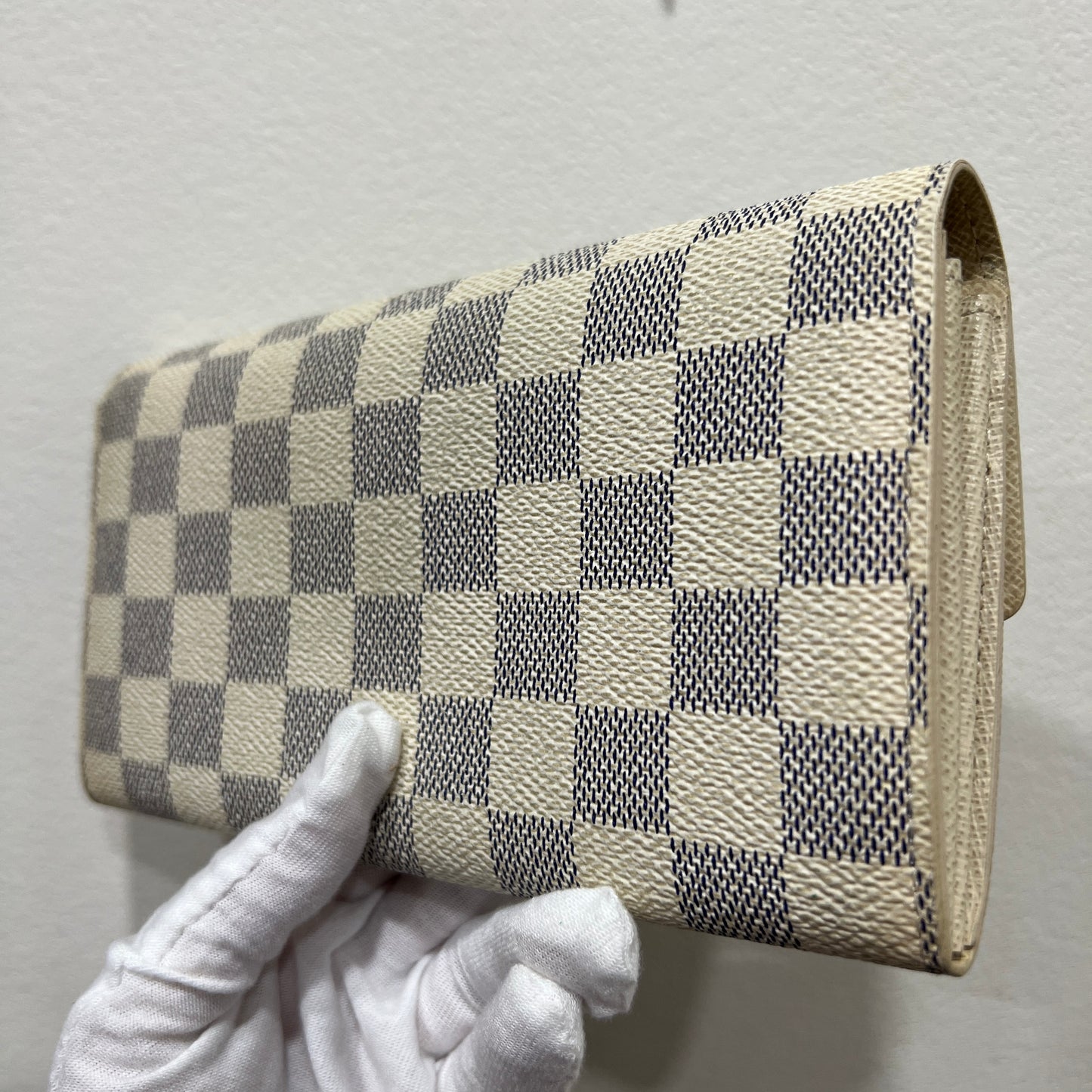 LOUIS VUITTON Damier Wallet