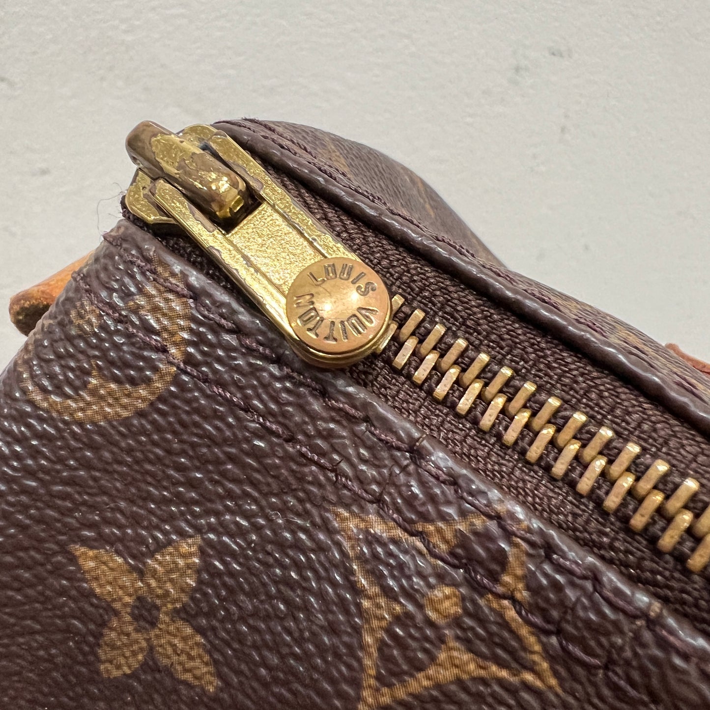 LOUIS VUITTON Speedy 25 cm