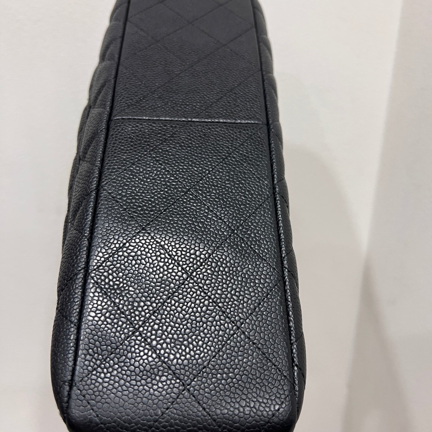 CHANEL Classic Caviar Jumbo Flap