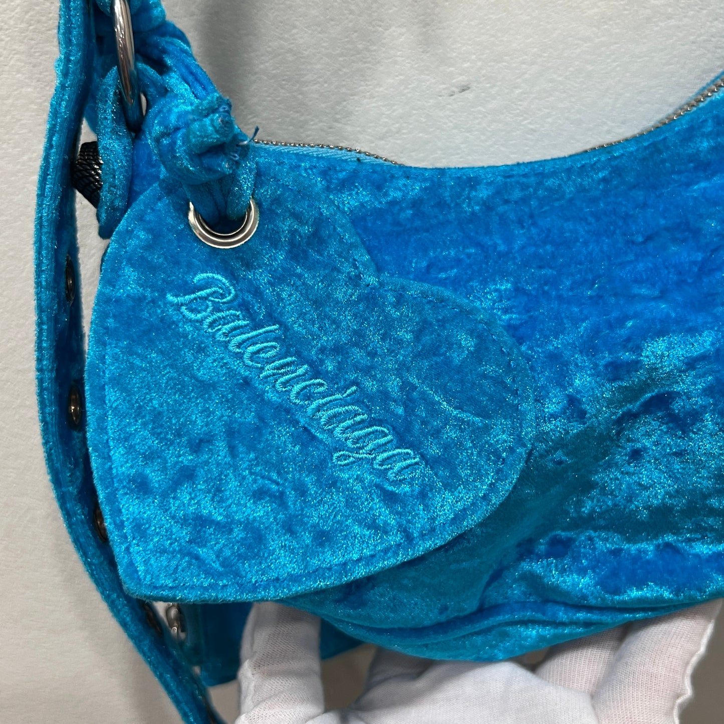 BALENCIAGA Le Cagole velvet handbag