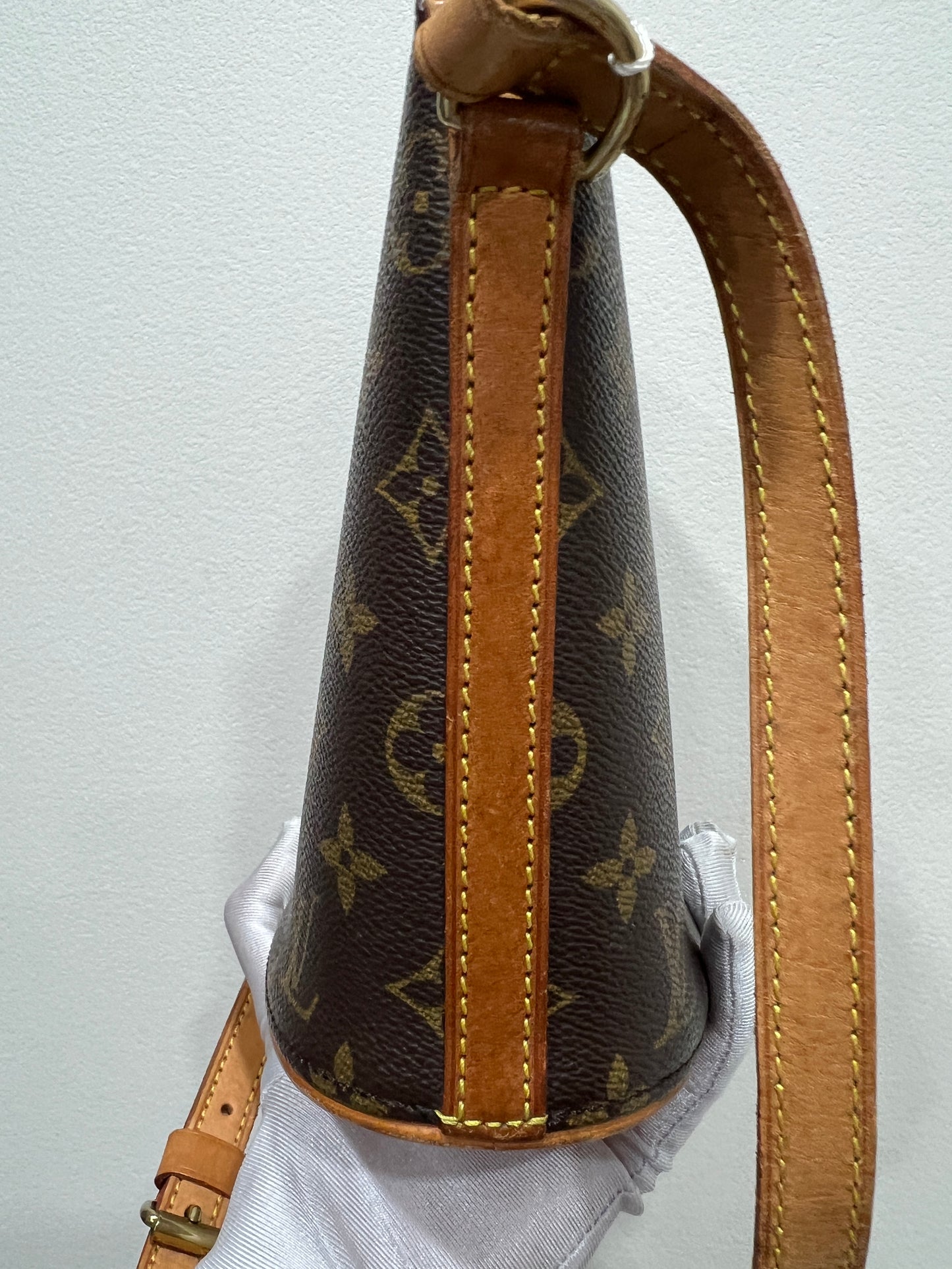 LOUIS VUITTON DROUOT Shoulder Bag