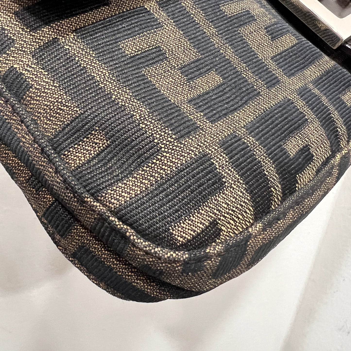 FENDI Baguette in Silver
