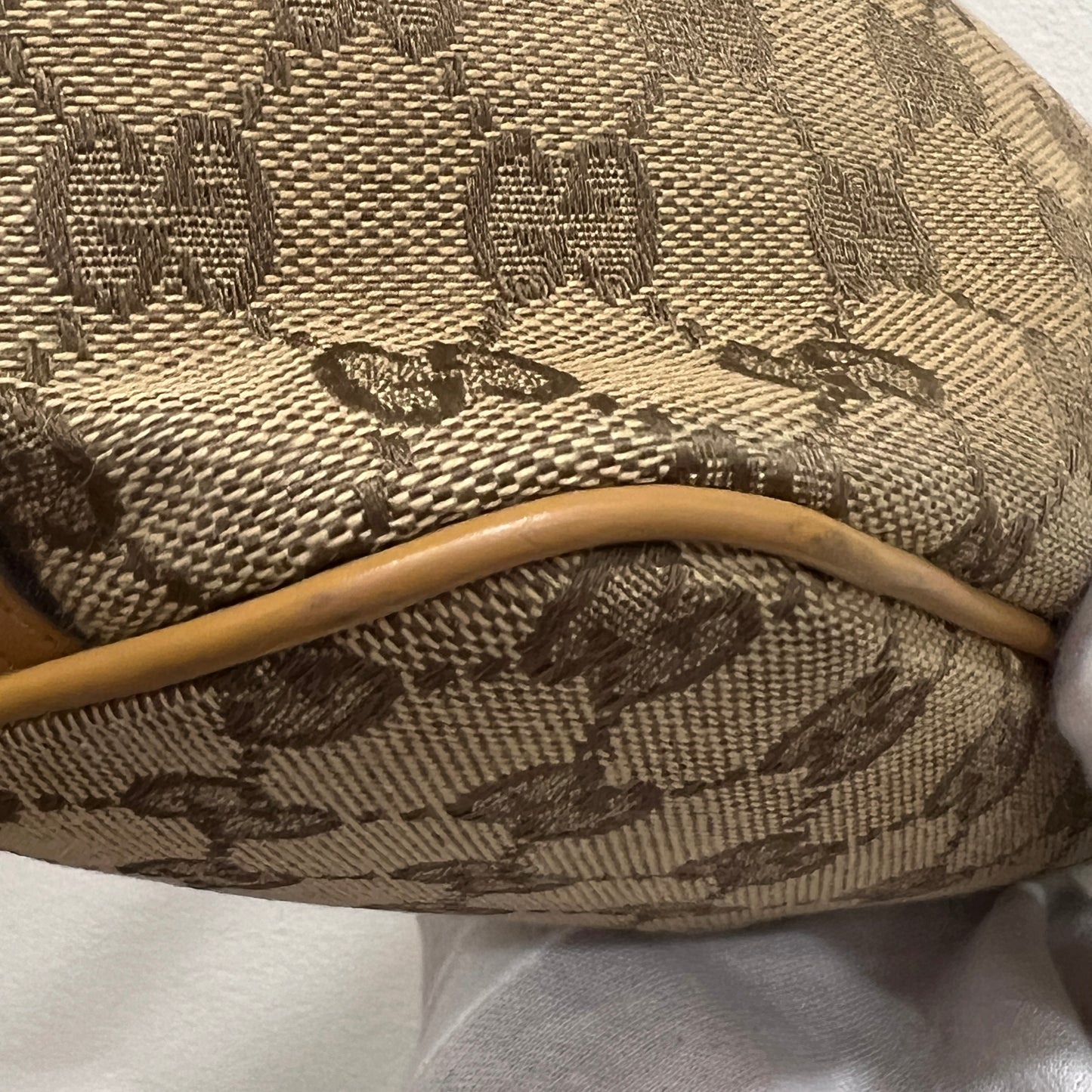 GUCCI Boat Handbag