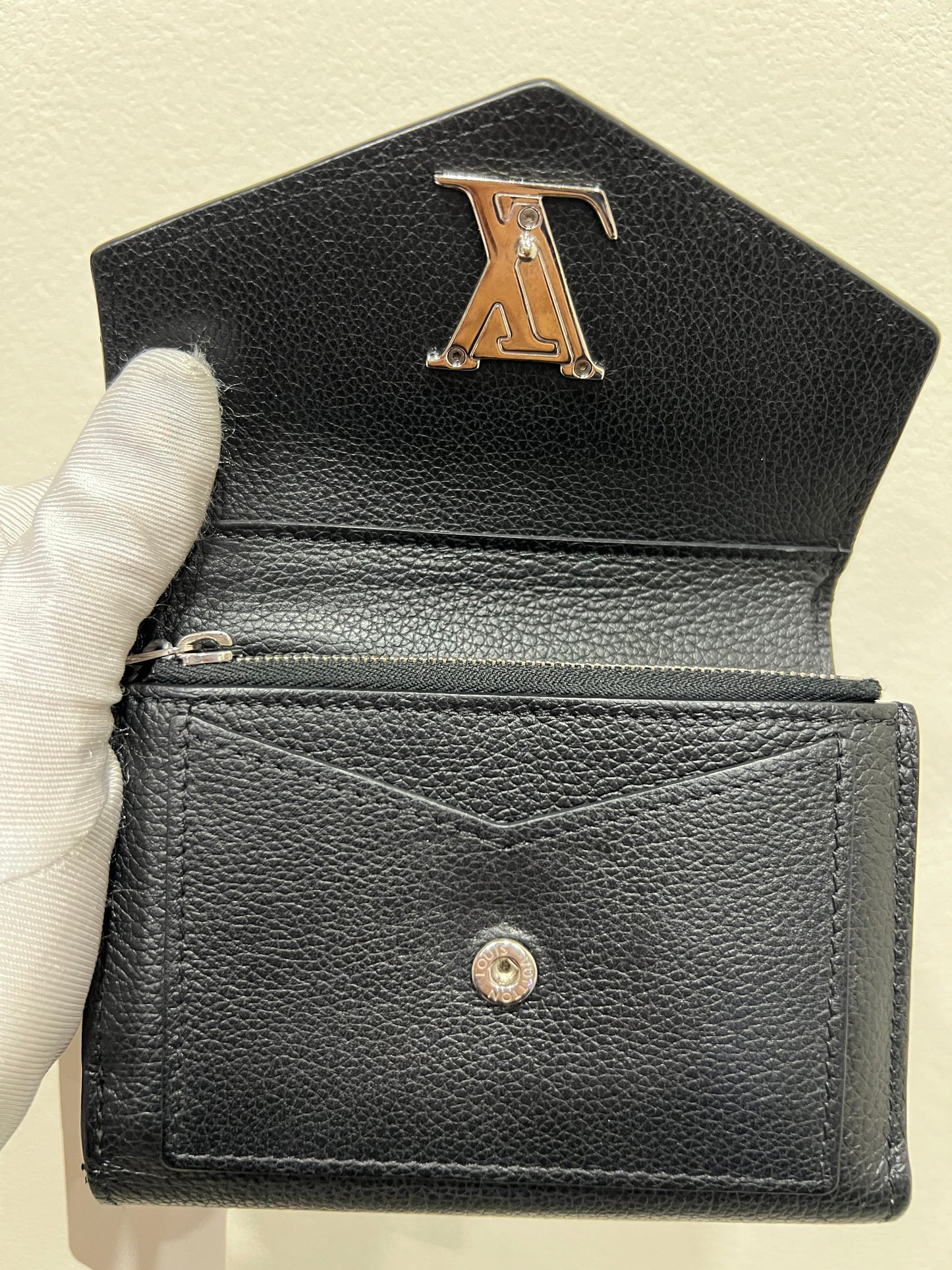 LOUIS VUITTON Compact Wallet