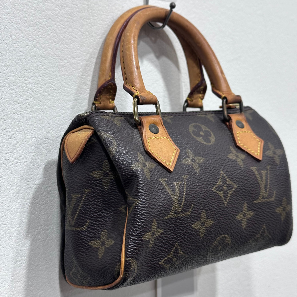 LOUIS VUITTON Nano Speedy Monogram